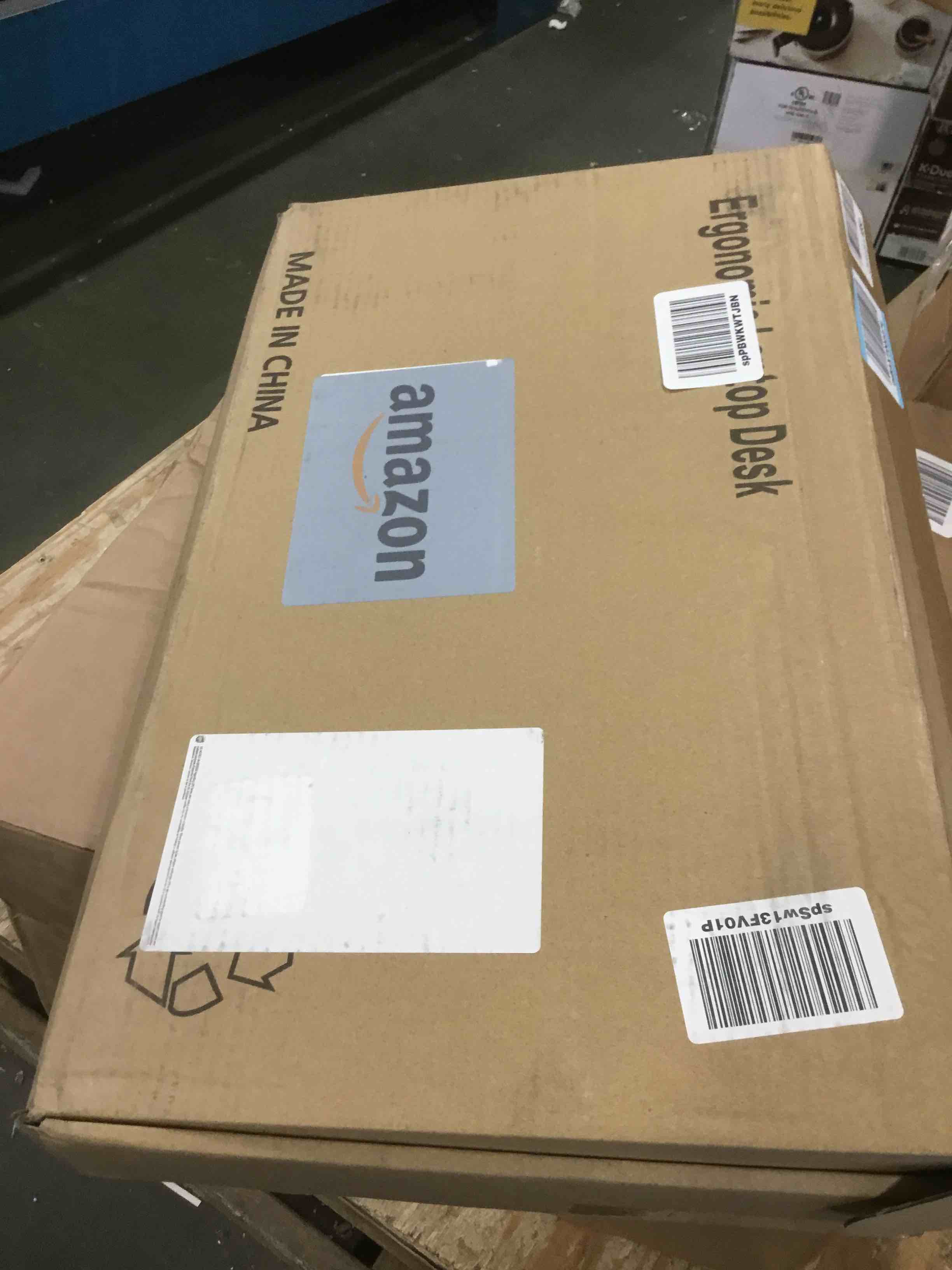 https://s3.amazonaws.com/lotting-images-prod/bidfta/GRN6149135_1708976533048.jpeg