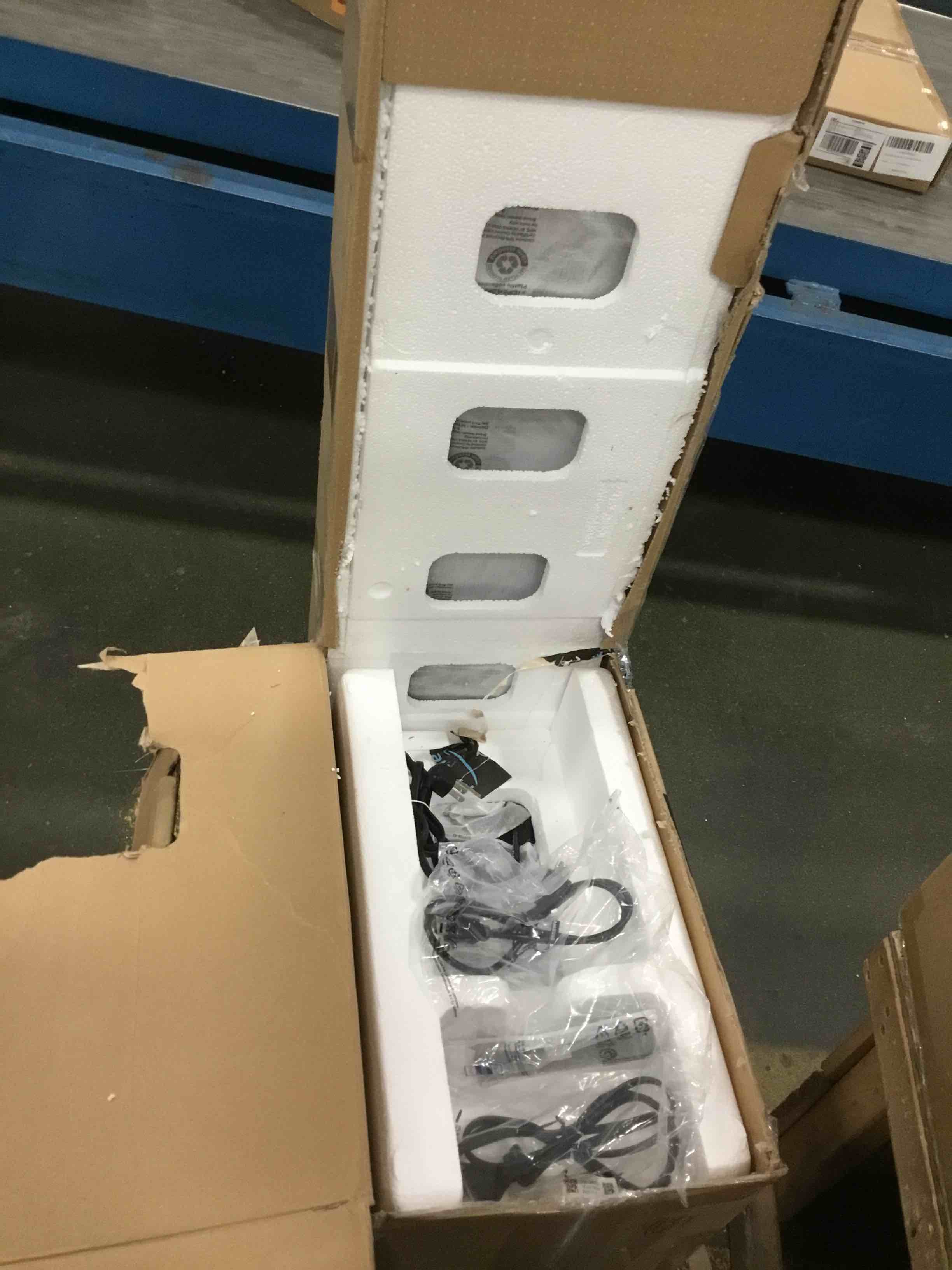 https://s3.amazonaws.com/lotting-images-prod/bidfta/GRN6149414_1709125675724.jpeg