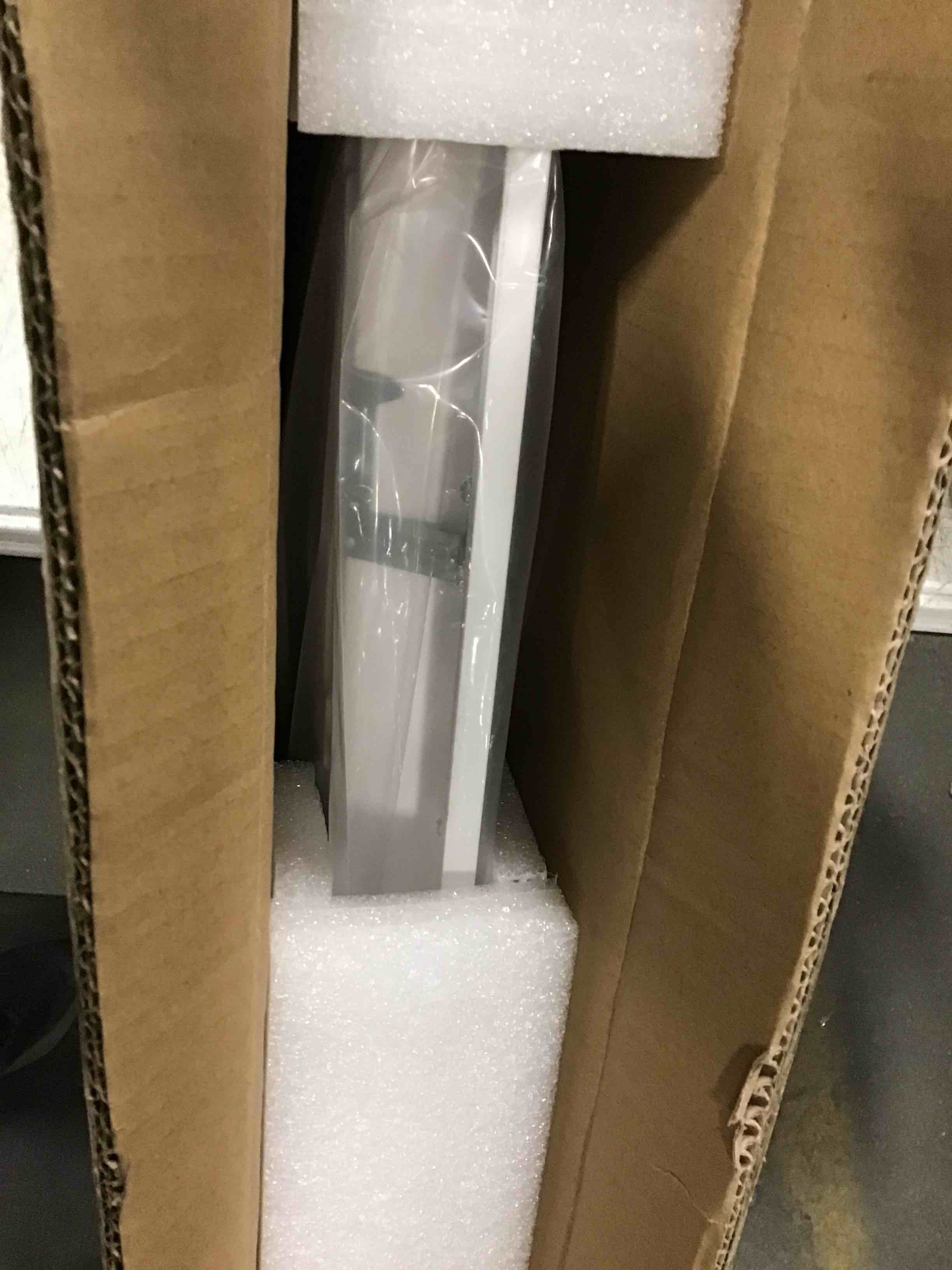 https://s3.amazonaws.com/lotting-images-prod/bidfta/GRN6149715_1709383307587.jpeg
