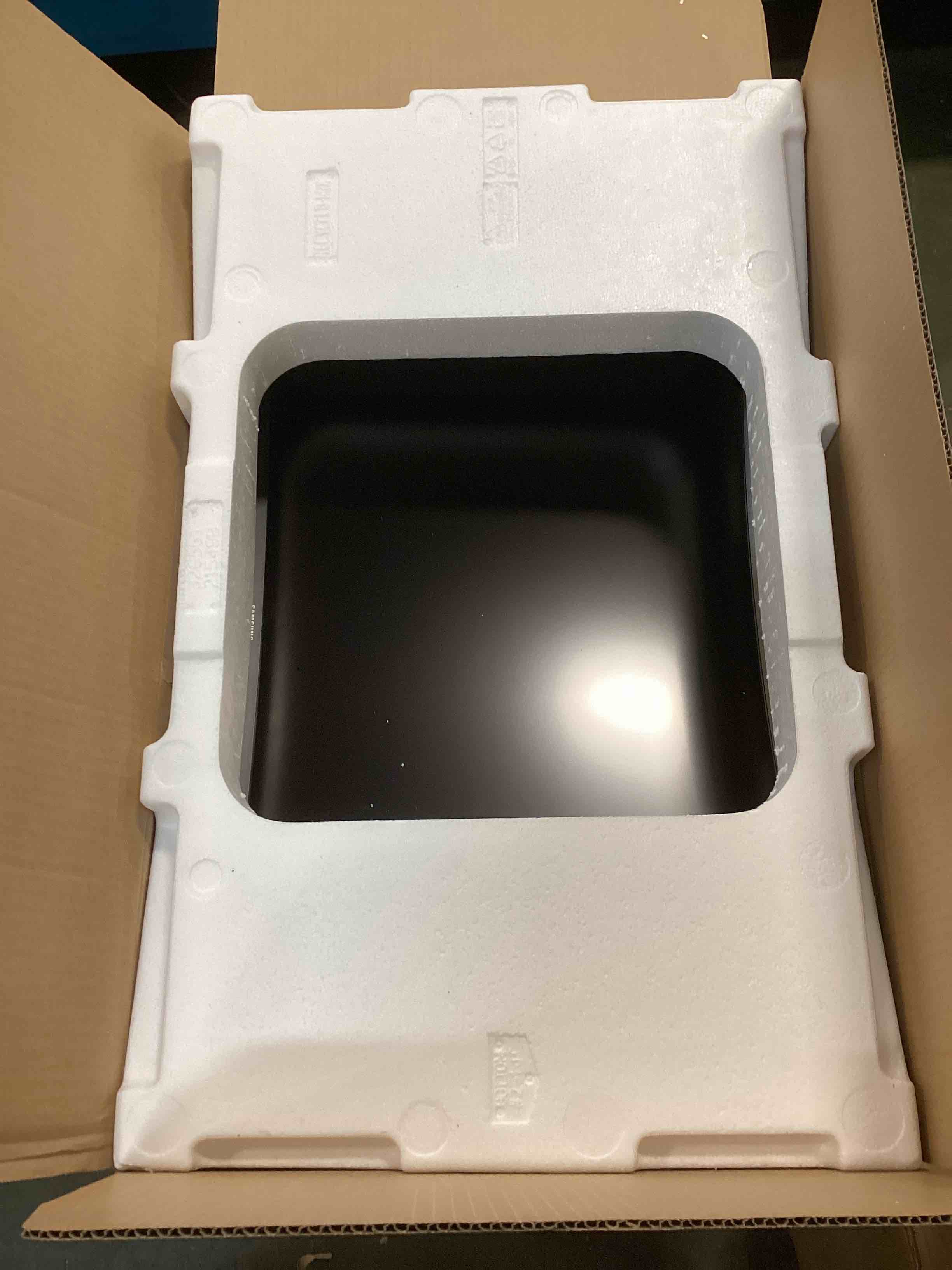 https://s3.amazonaws.com/lotting-images-prod/bidfta/GRN6152150_1715010140176.jpeg