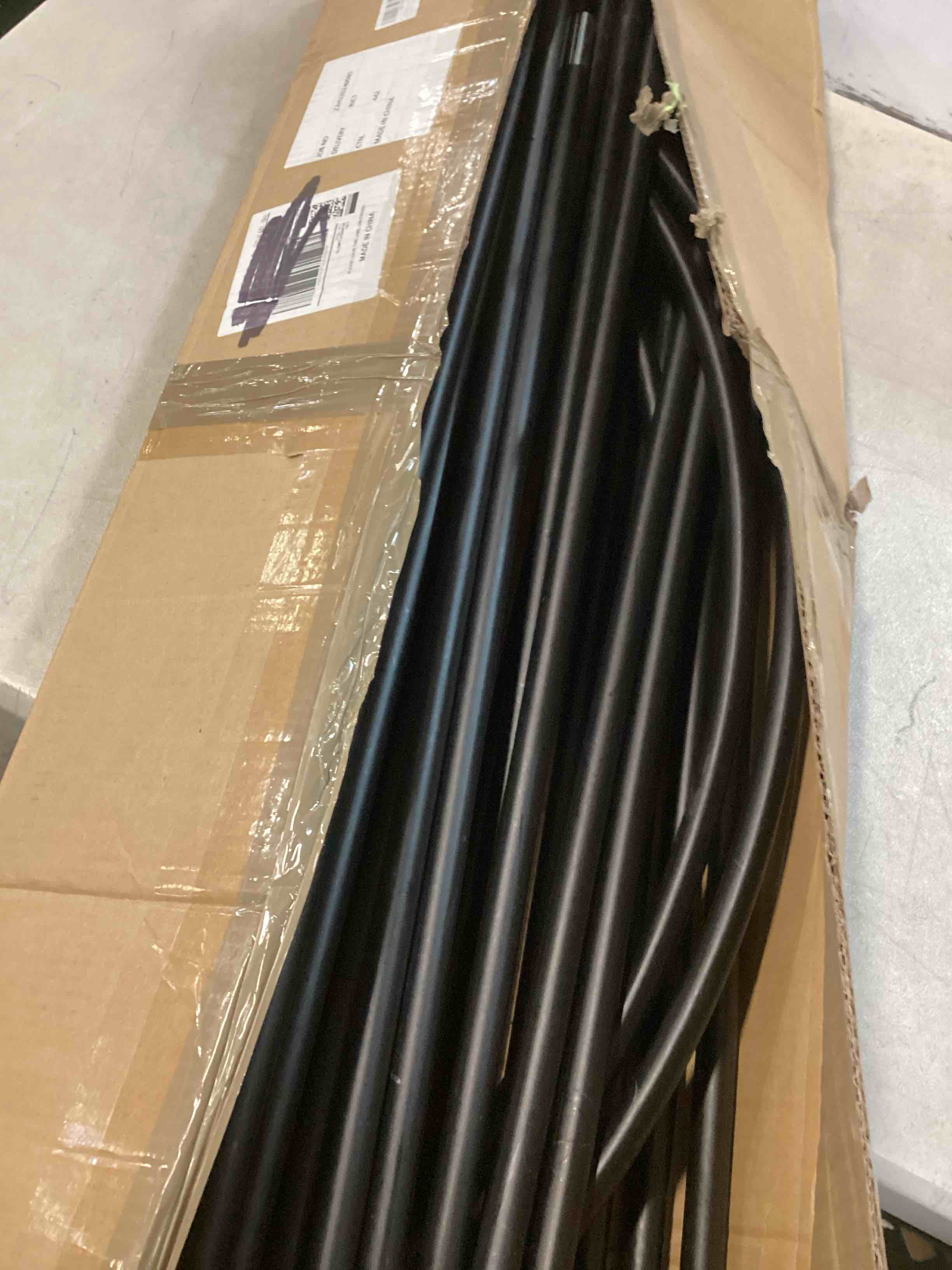 https://s3.amazonaws.com/lotting-images-prod/bidfta/GRN6153139_1715622775272.jpeg
