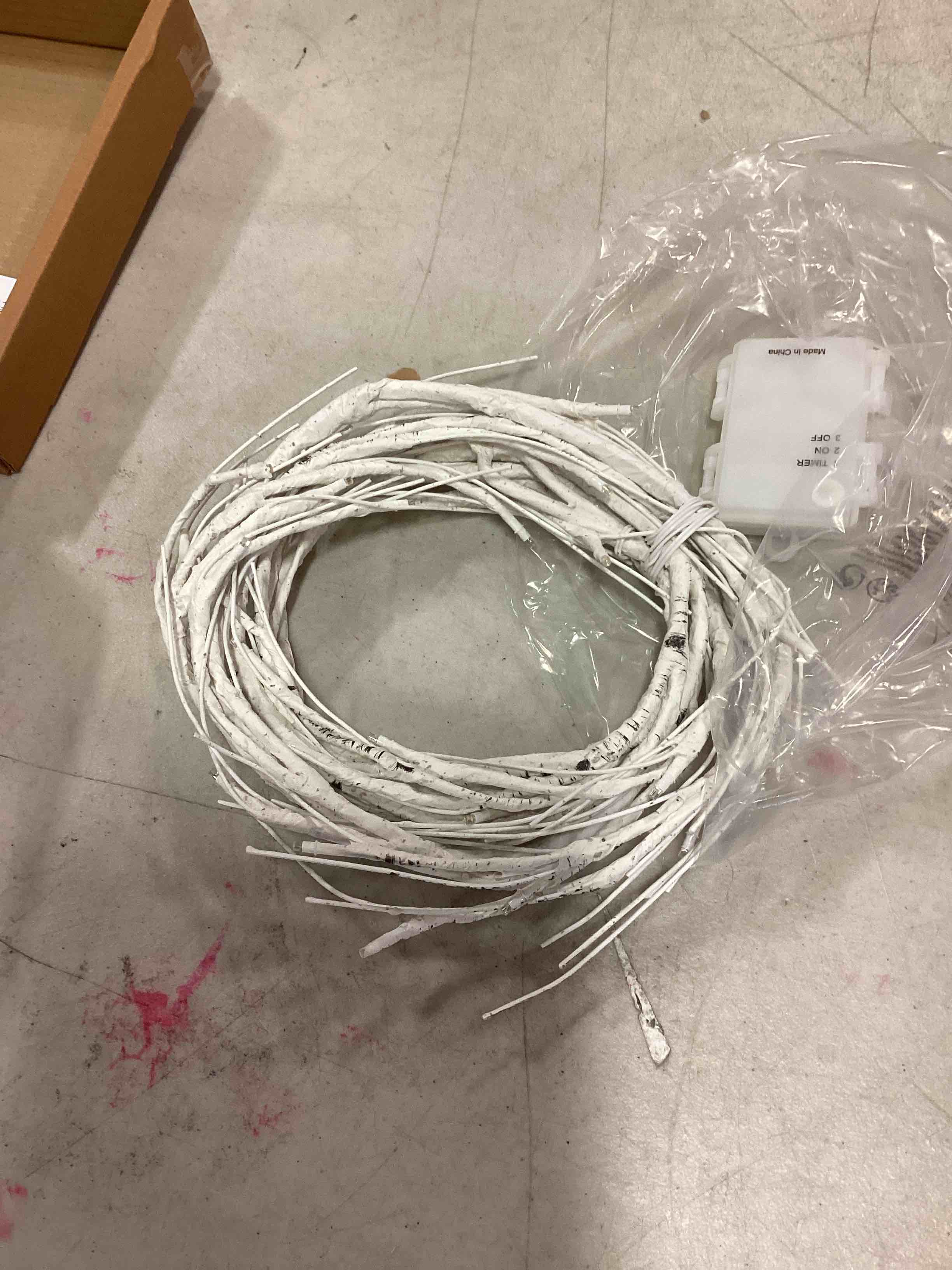 https://s3.amazonaws.com/lotting-images-prod/bidfta/GRN6153485_1714050823647.jpeg