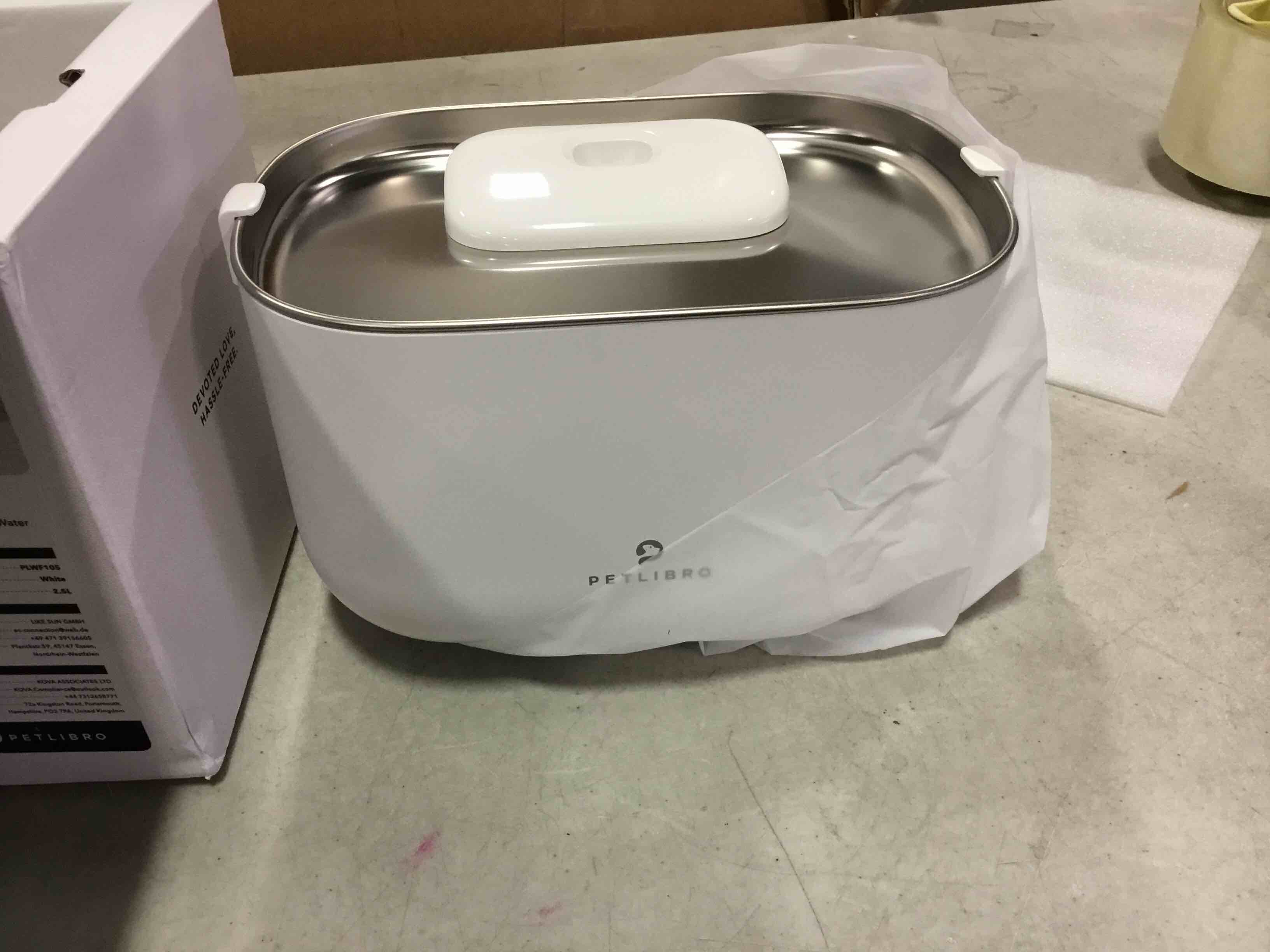 https://s3.amazonaws.com/lotting-images-prod/bidfta/GRN6154132_1714498289434.jpeg