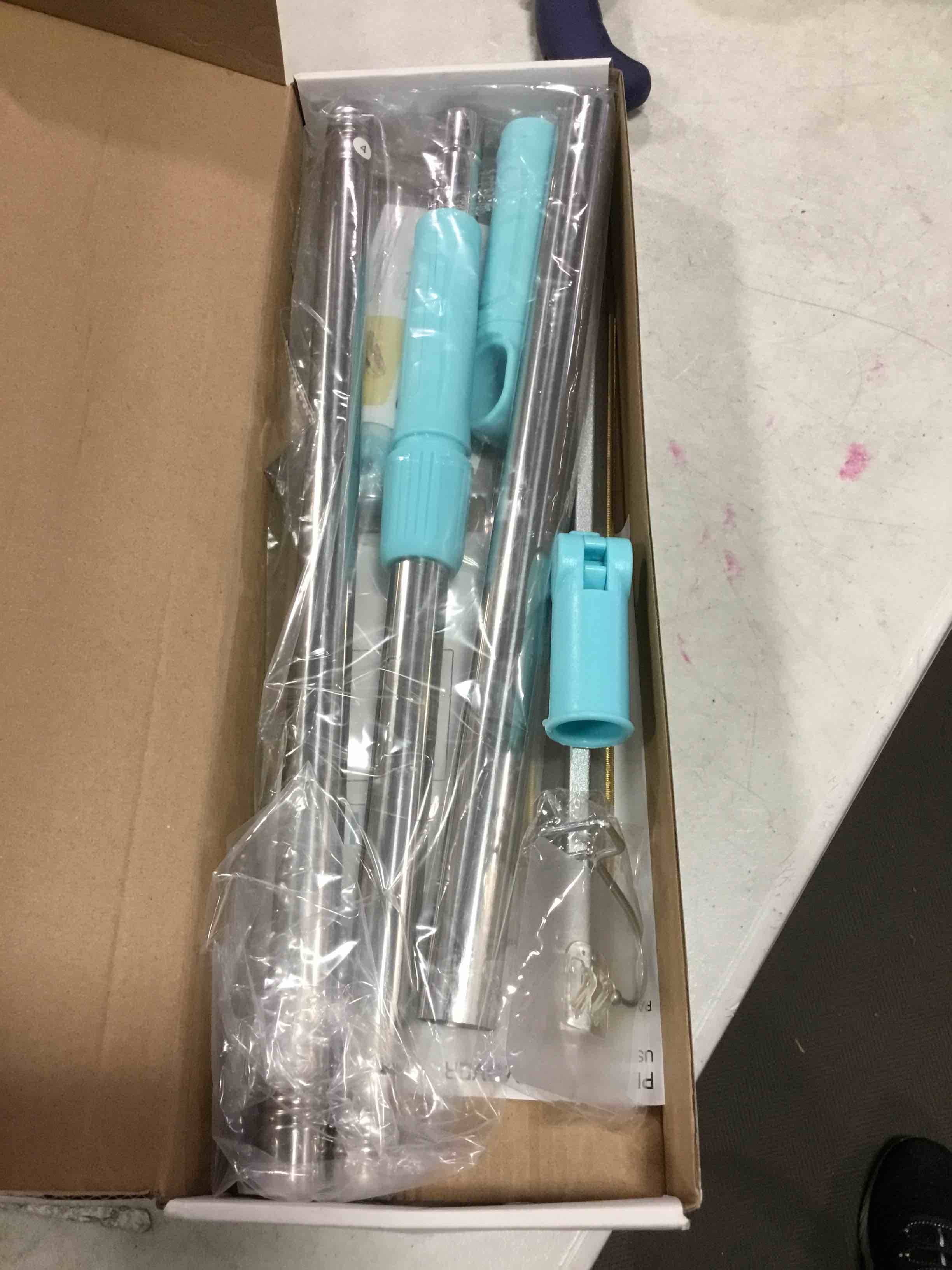 https://s3.amazonaws.com/lotting-images-prod/bidfta/GRN6154151_1714501553745.jpeg