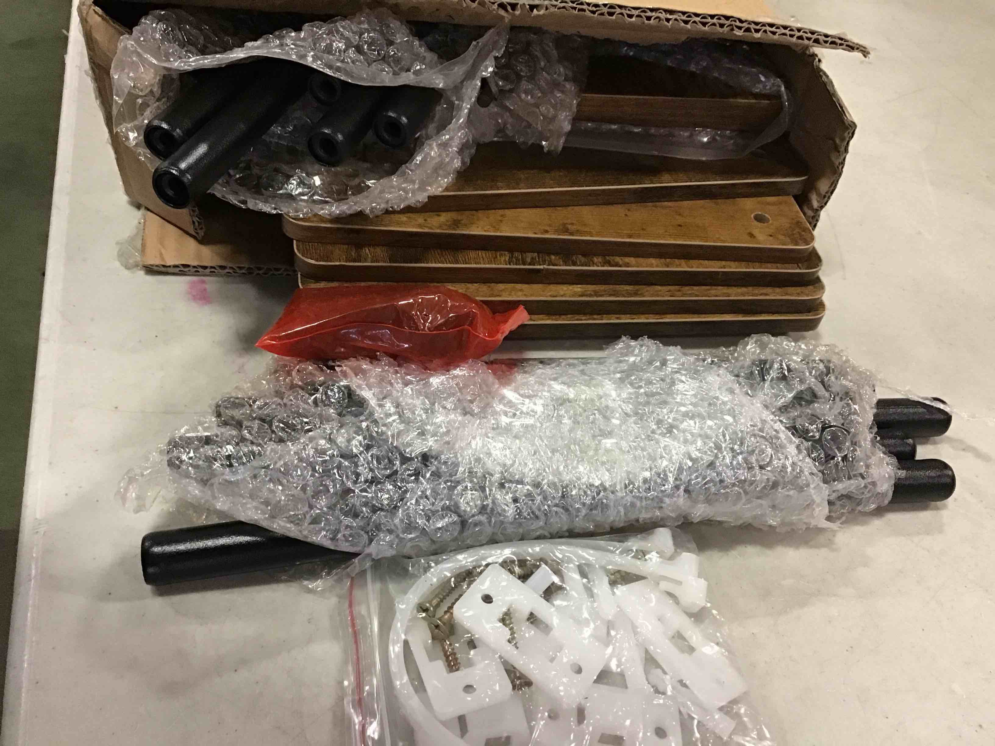 https://s3.amazonaws.com/lotting-images-prod/bidfta/GRN6154354_1714584031605.jpeg