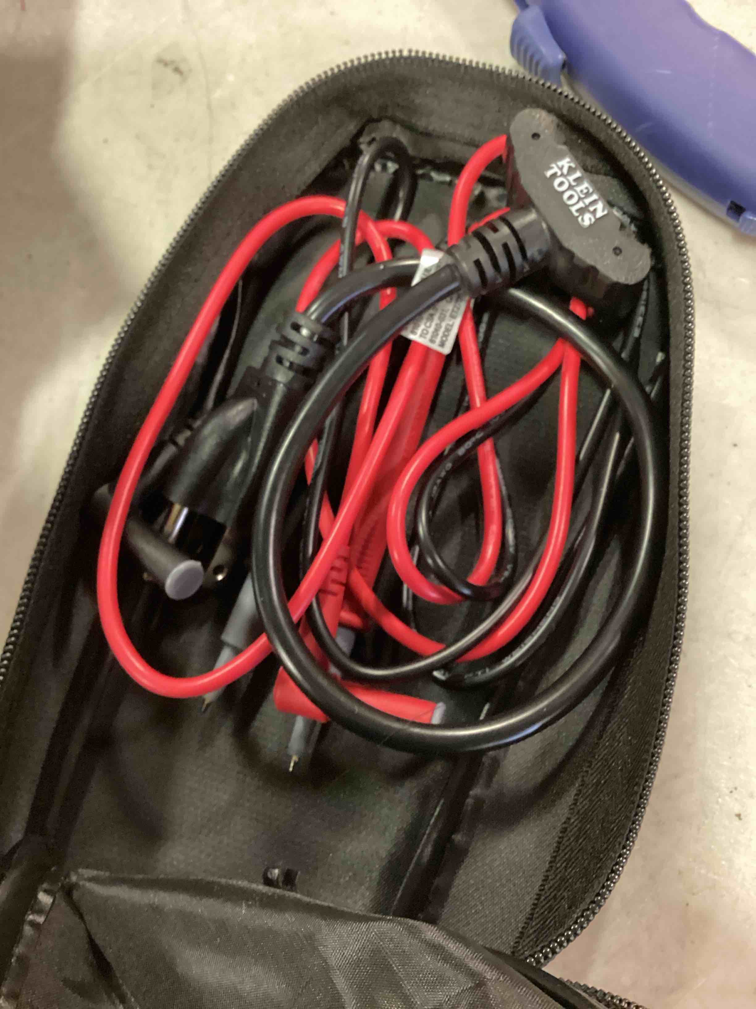 https://s3.amazonaws.com/lotting-images-prod/bidfta/GRN6154701_1714678017059.jpeg
