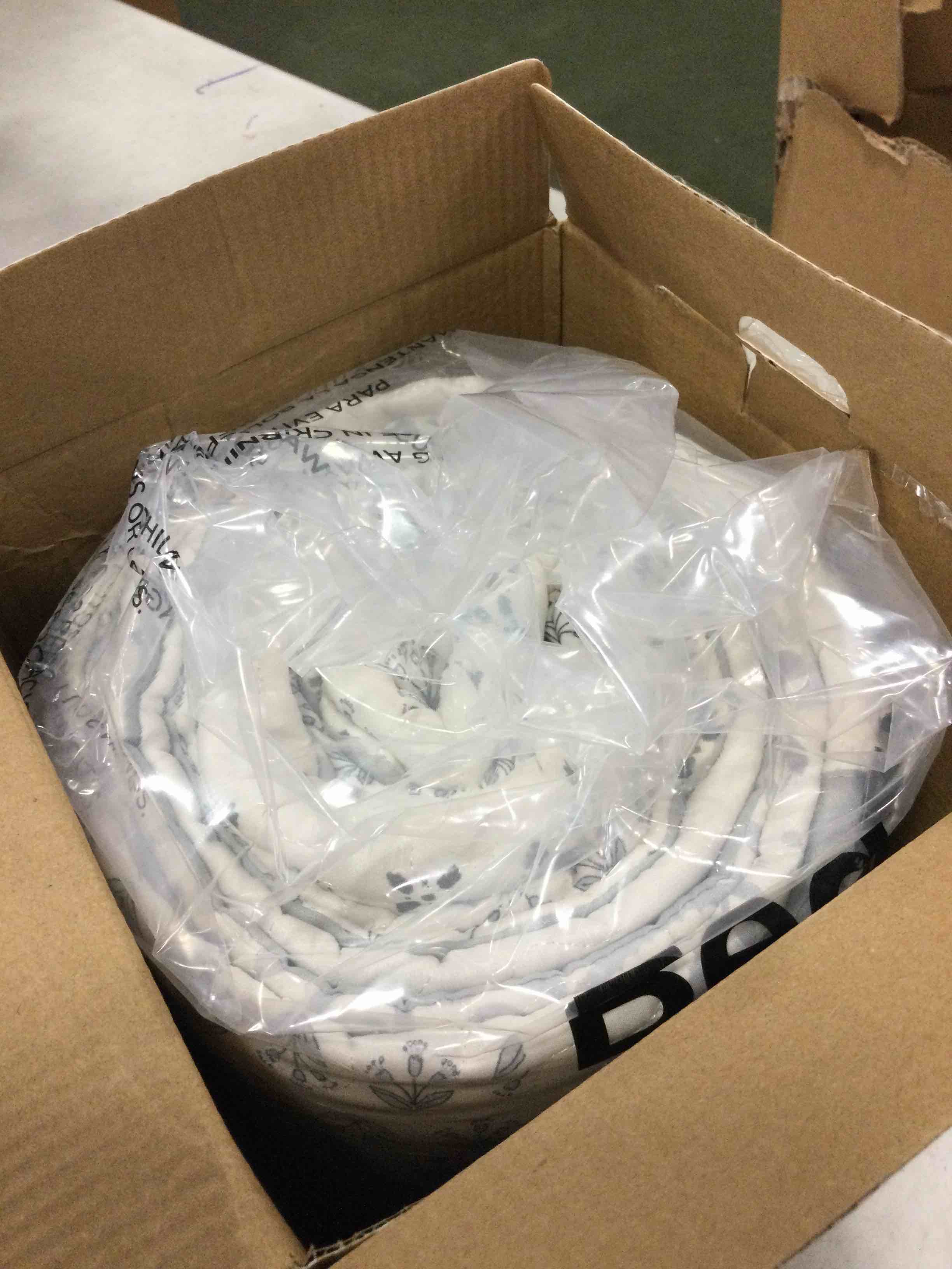 https://s3.amazonaws.com/lotting-images-prod/bidfta/GRN6154825_1714746817274.jpeg