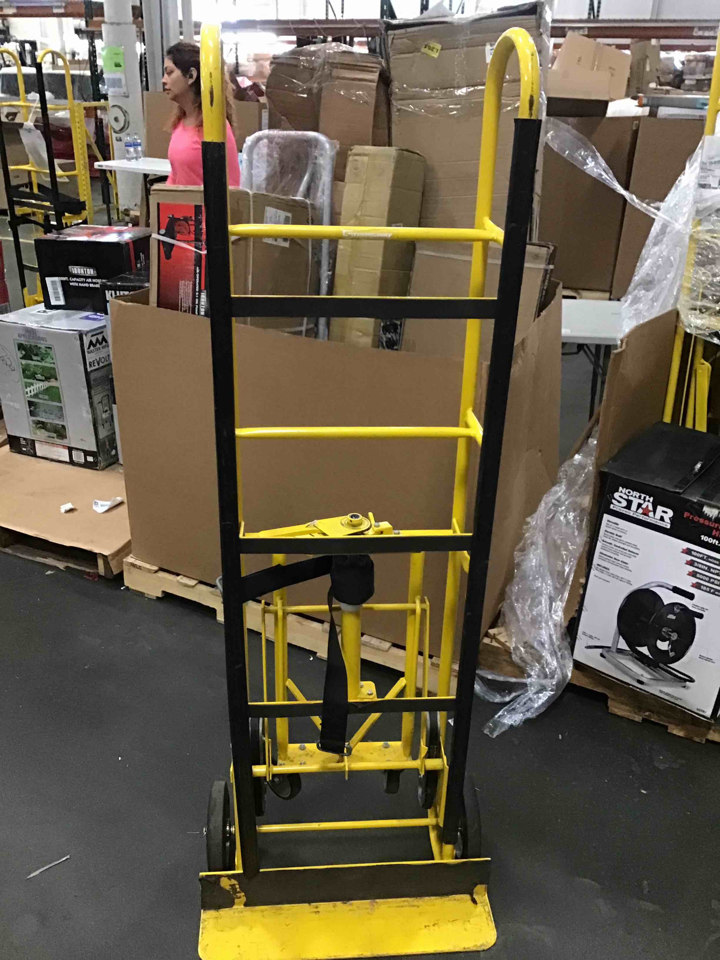 https://s3.amazonaws.com/lotting-images-prod/bidfta/GRN6155213_1714391533171.jpeg