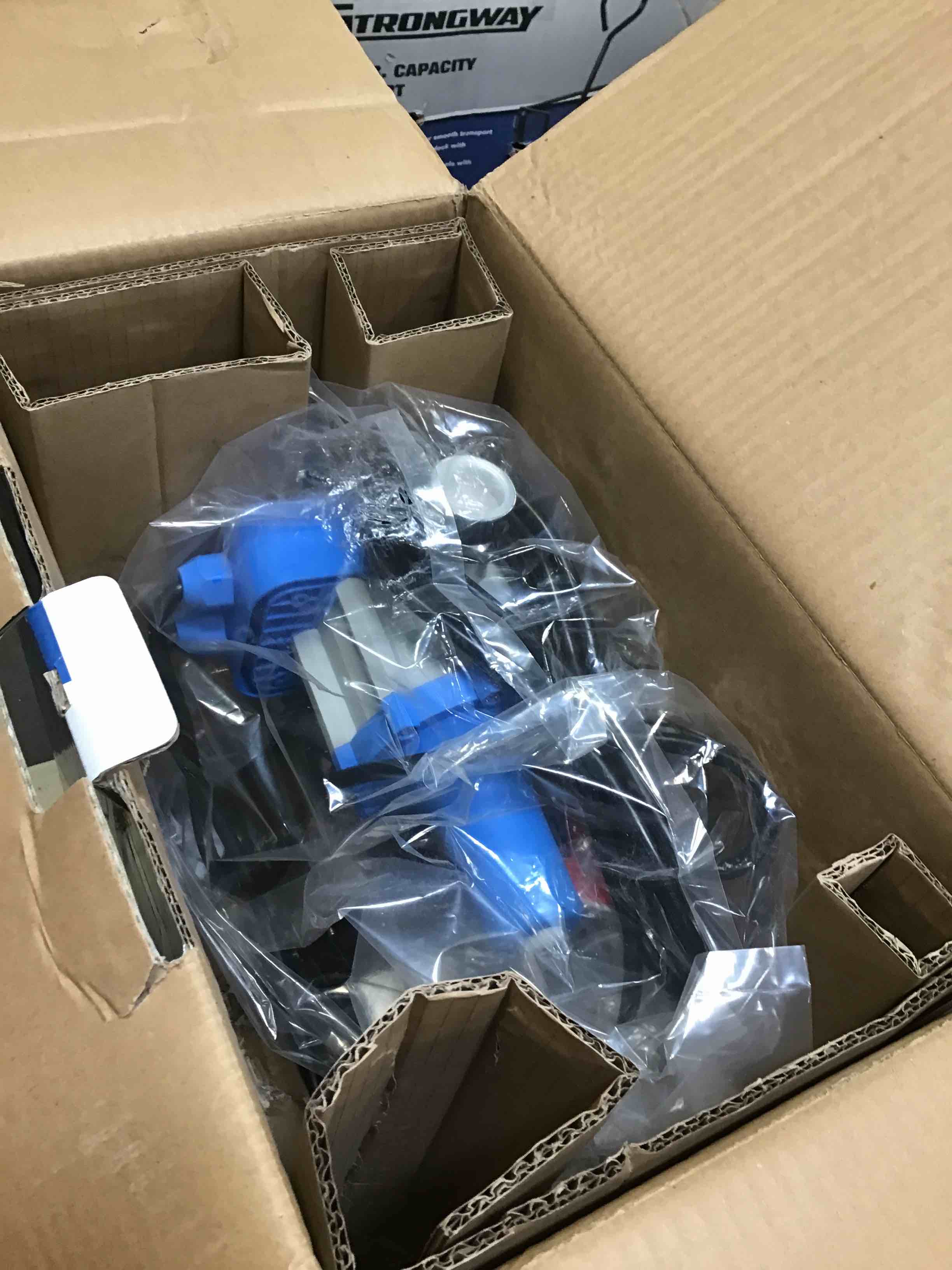 https://s3.amazonaws.com/lotting-images-prod/bidfta/GRN6155258_1714404780214.jpeg