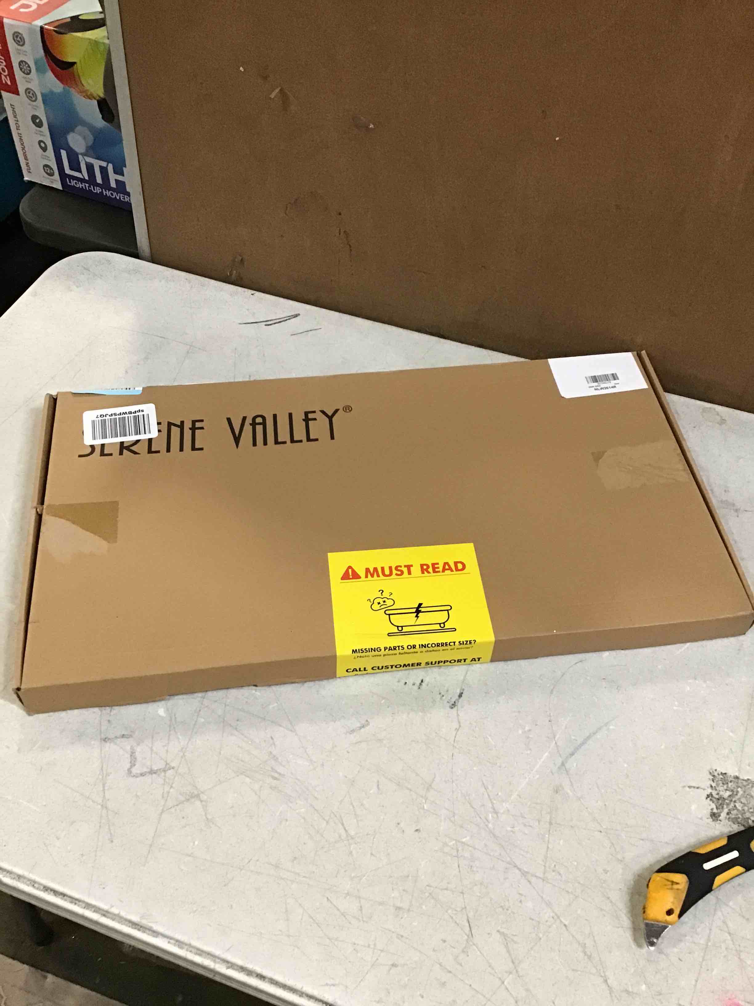 https://s3.amazonaws.com/lotting-images-prod/bidfta/GRN6155925_1714762264254.jpeg