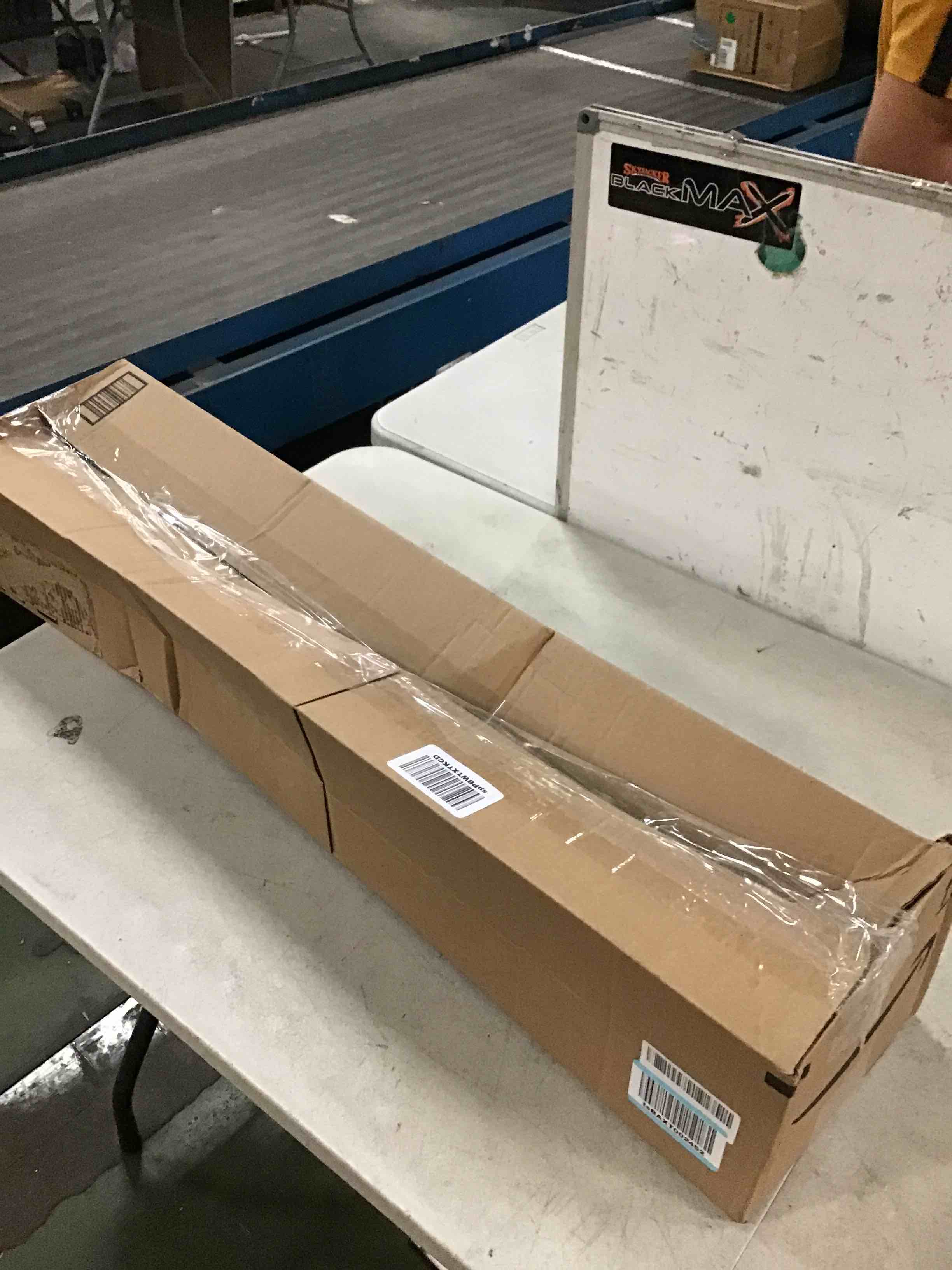 https://s3.amazonaws.com/lotting-images-prod/bidfta/GRN6156298_1715104664654.jpeg