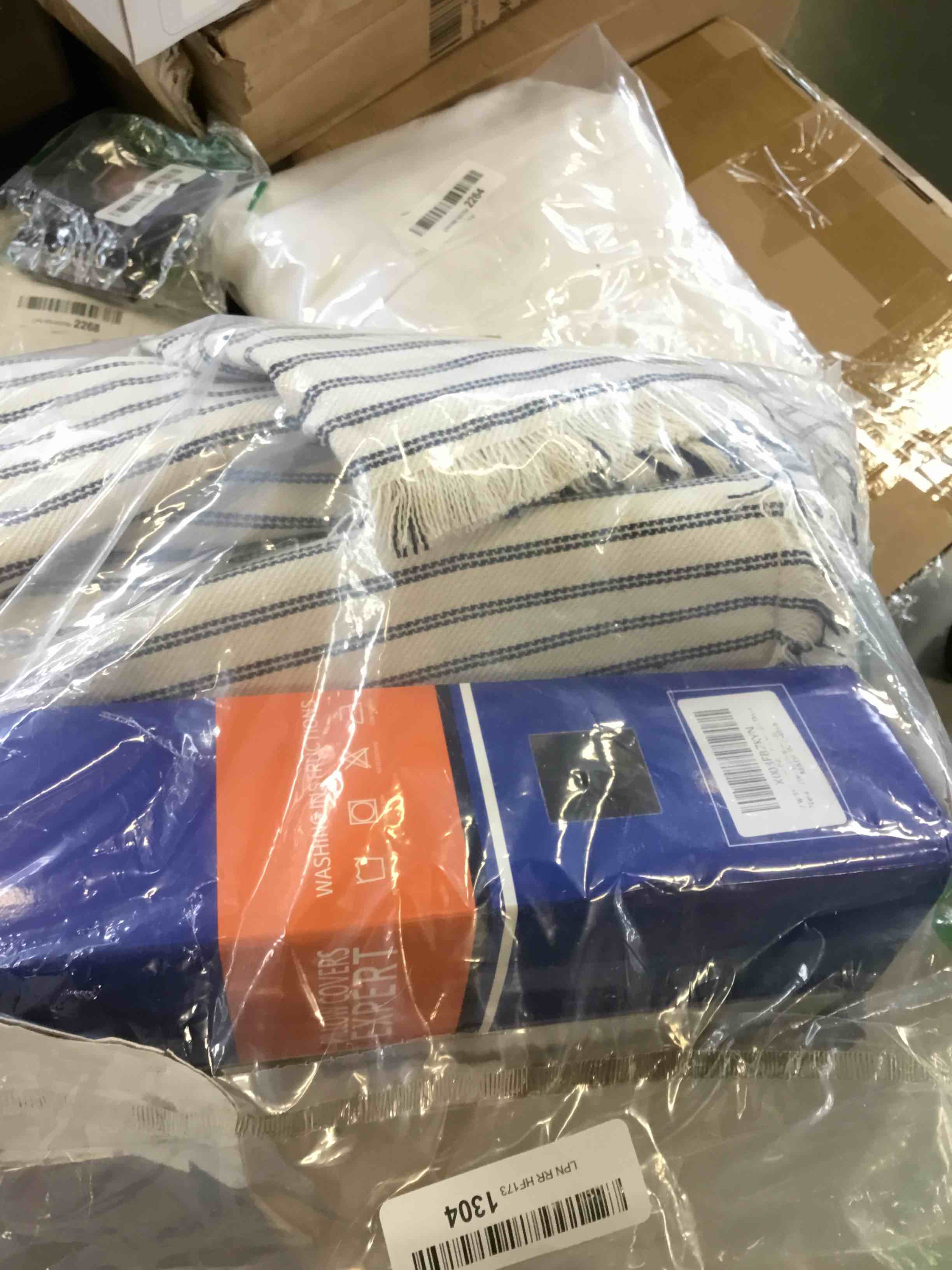 https://s3.amazonaws.com/lotting-images-prod/bidfta/GRN6157902_1714492531350.jpeg