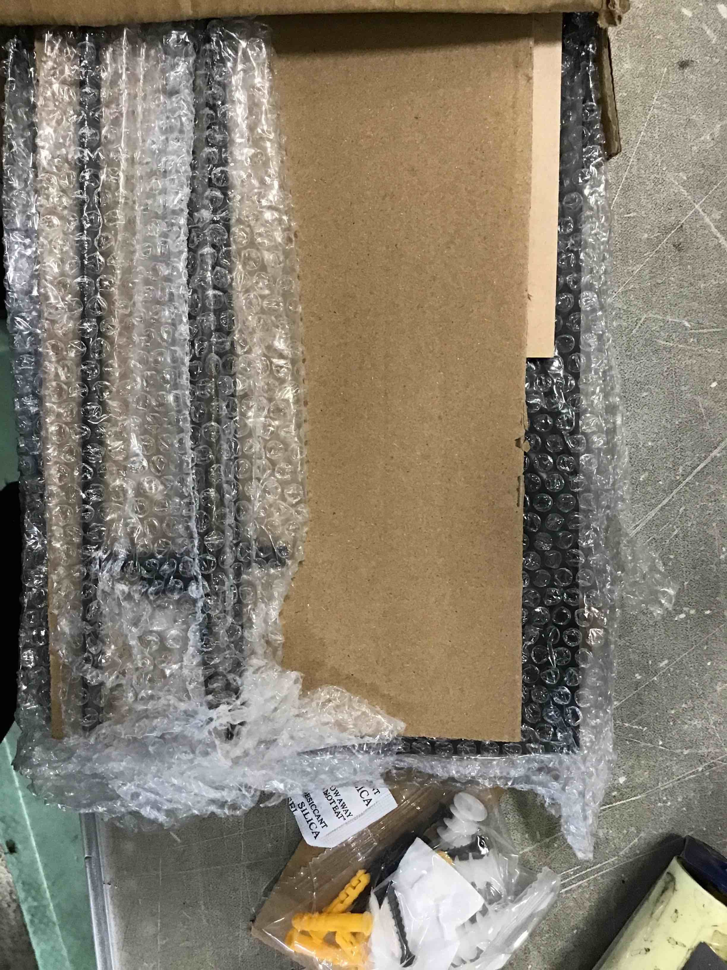 https://s3.amazonaws.com/lotting-images-prod/bidfta/GRN6160658_1714564908146.jpeg