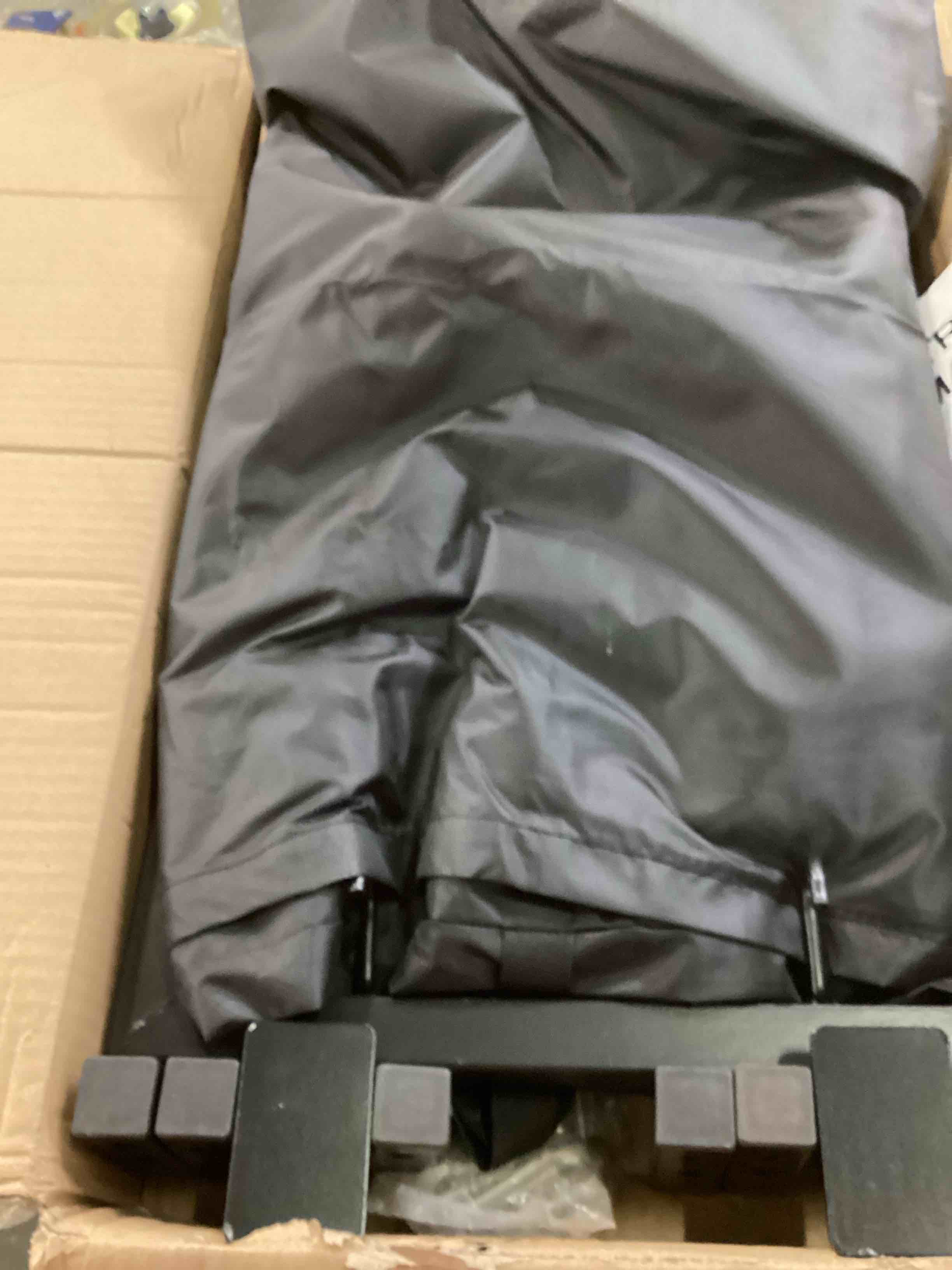 https://s3.amazonaws.com/lotting-images-prod/bidfta/GRN6161000_1714400518337.jpeg