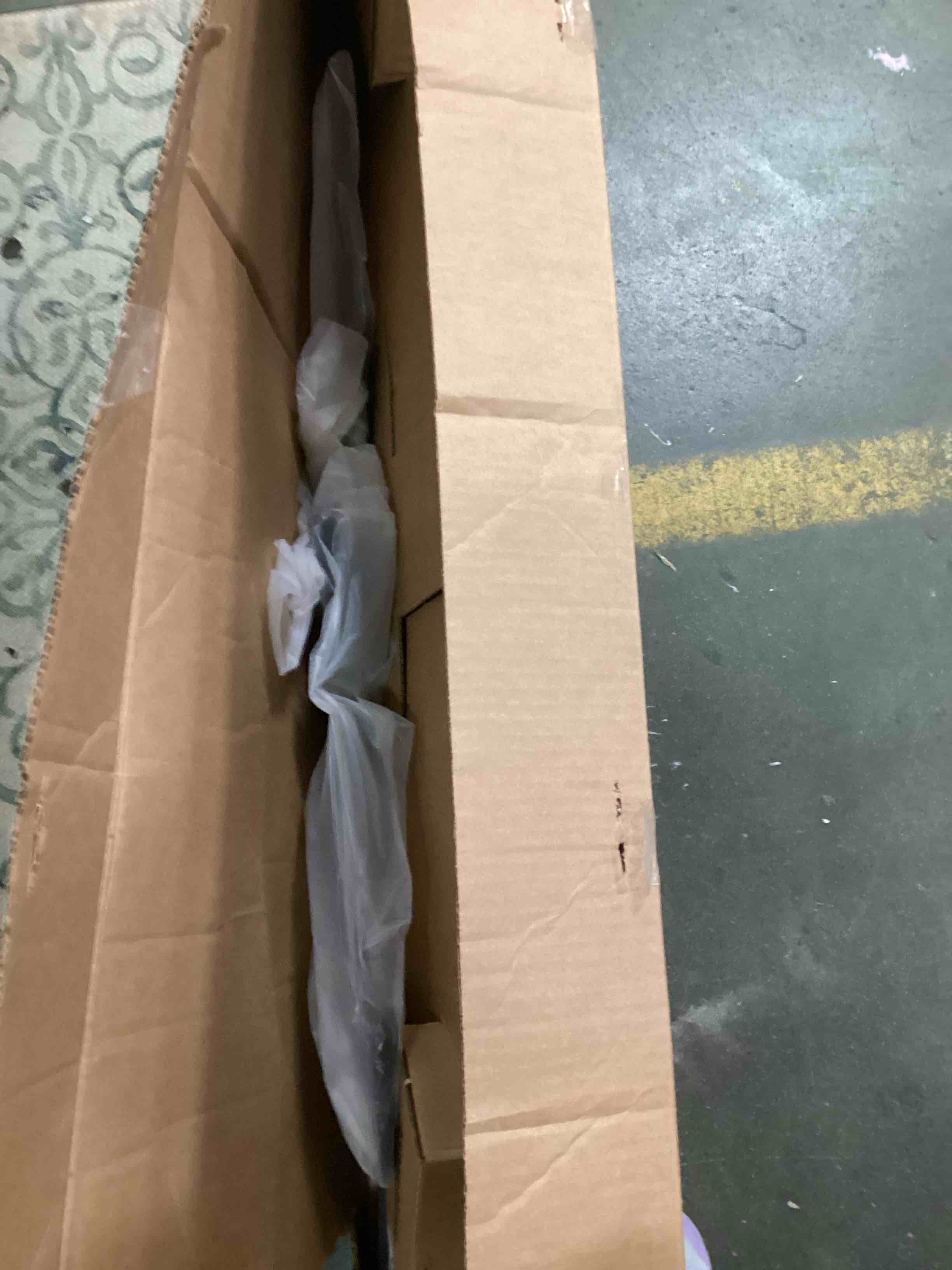 https://s3.amazonaws.com/lotting-images-prod/bidfta/GRN6161123_1714482463636.jpeg
