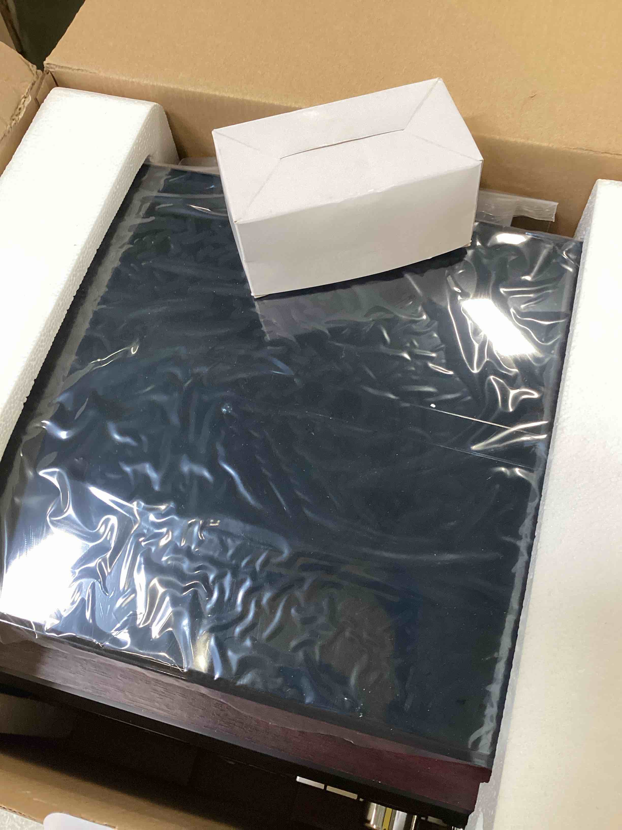 https://s3.amazonaws.com/lotting-images-prod/bidfta/GRN6161568_1714673597090.jpeg