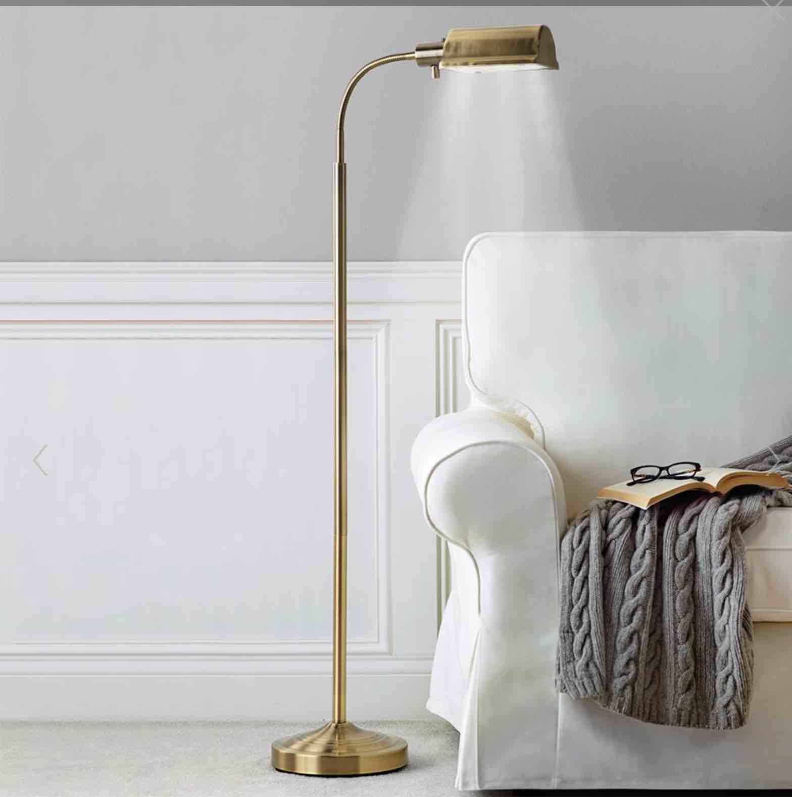 The Cordless Reading Lamp