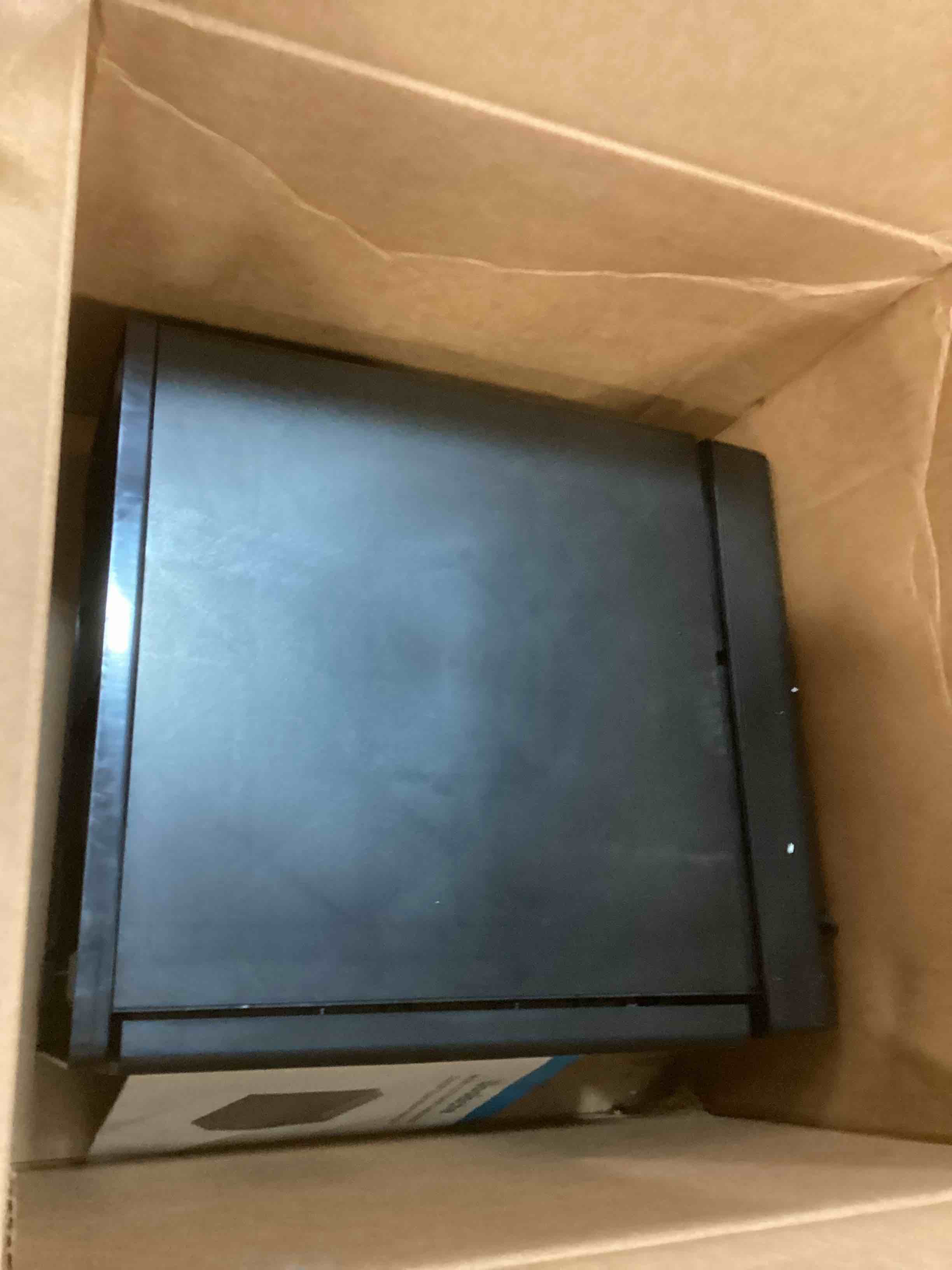 https://s3.amazonaws.com/lotting-images-prod/bidfta/GRN6162621_1714145378510.jpeg
