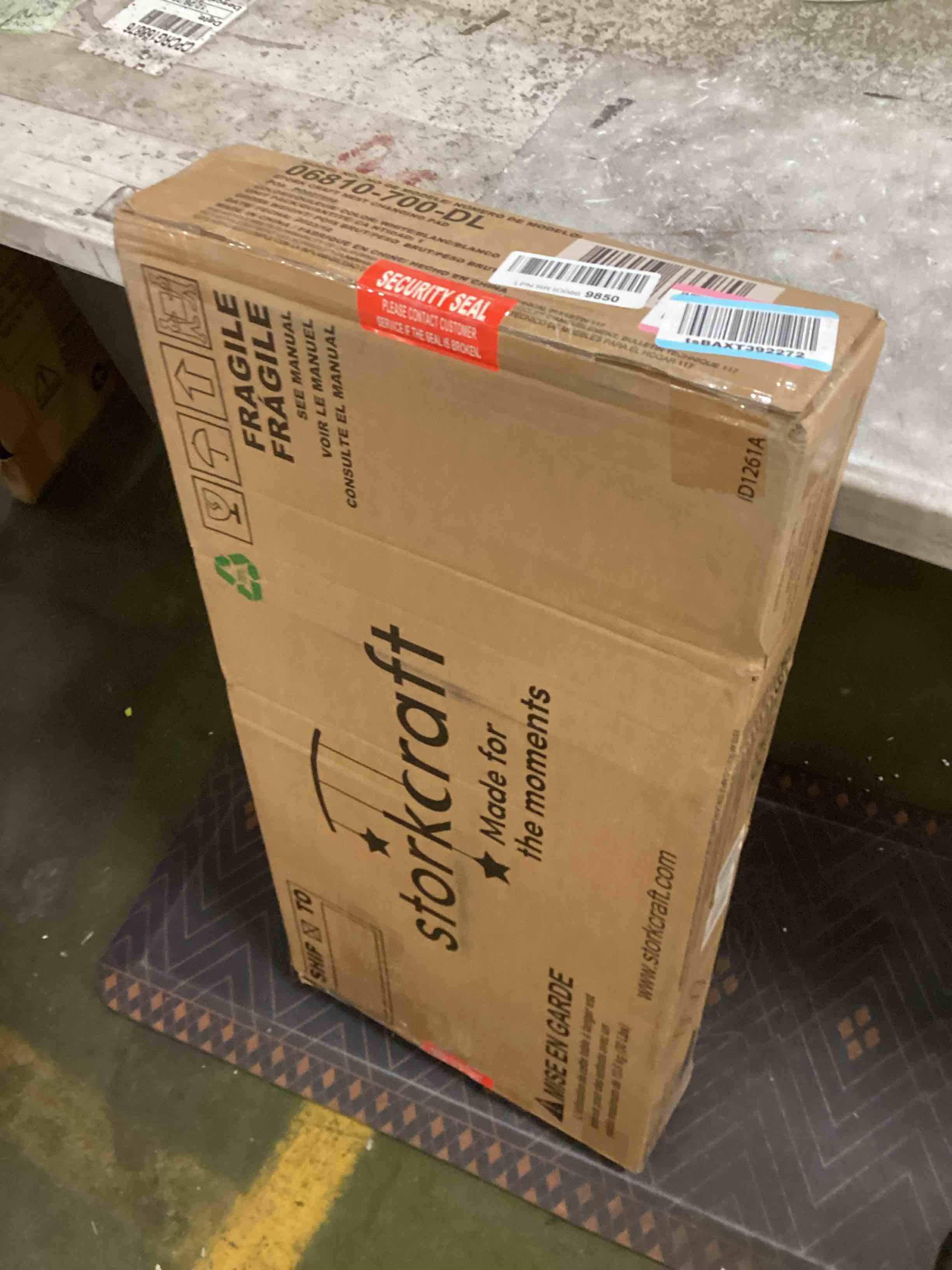 https://s3.amazonaws.com/lotting-images-prod/bidfta/GRN6163003_1714391805906.jpeg