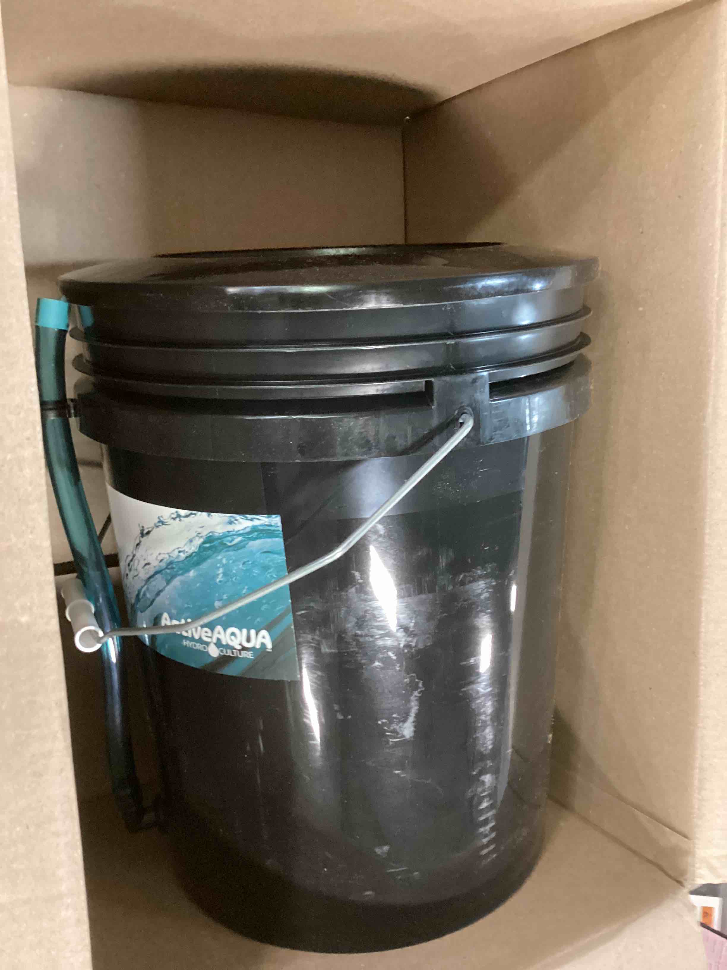 https://s3.amazonaws.com/lotting-images-prod/bidfta/GRN6163047_1714397800149.jpeg