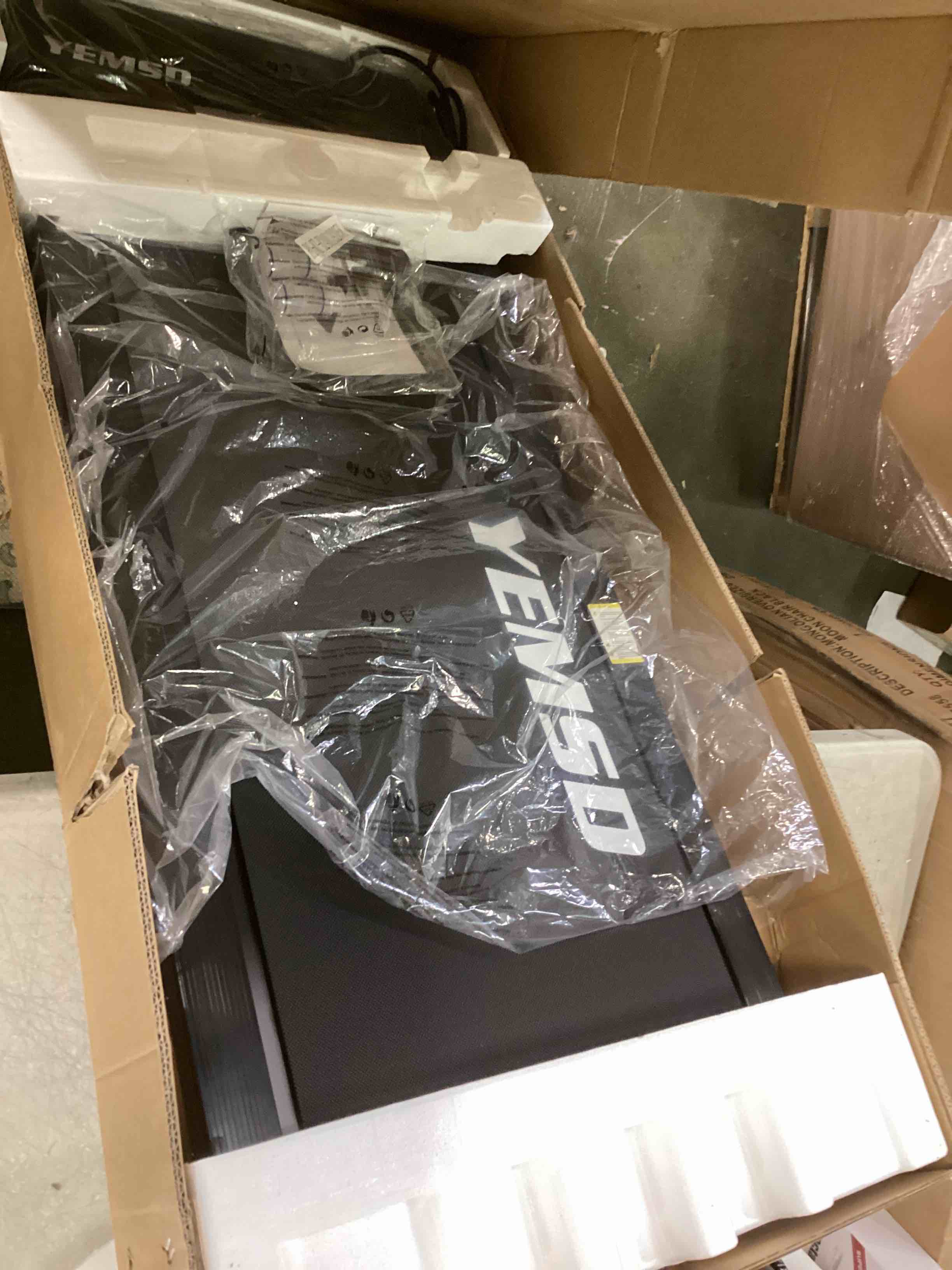 https://s3.amazonaws.com/lotting-images-prod/bidfta/GRN6163619_1714568928900.jpeg