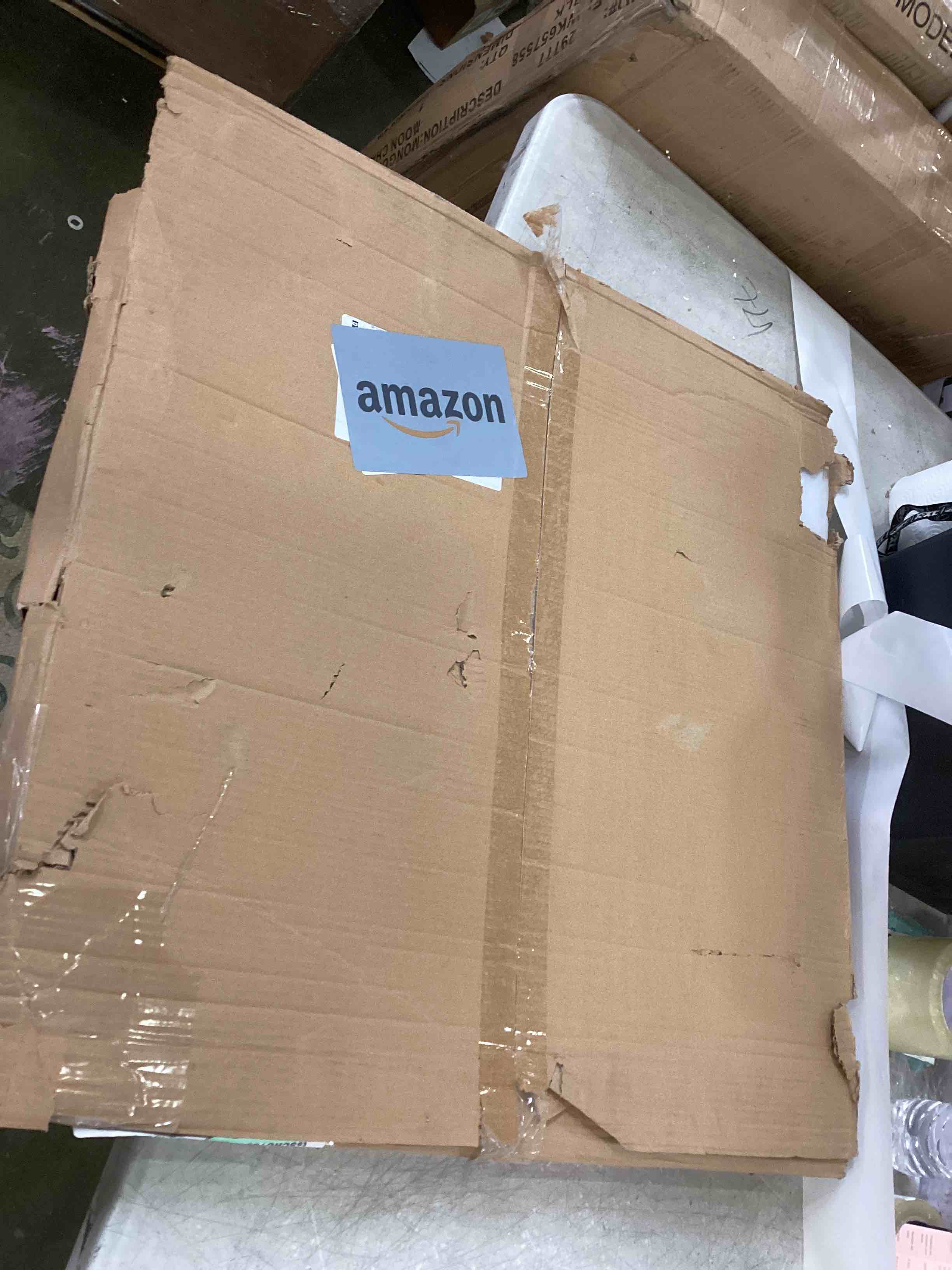 https://s3.amazonaws.com/lotting-images-prod/bidfta/GRN6163640_1714570571651.jpeg