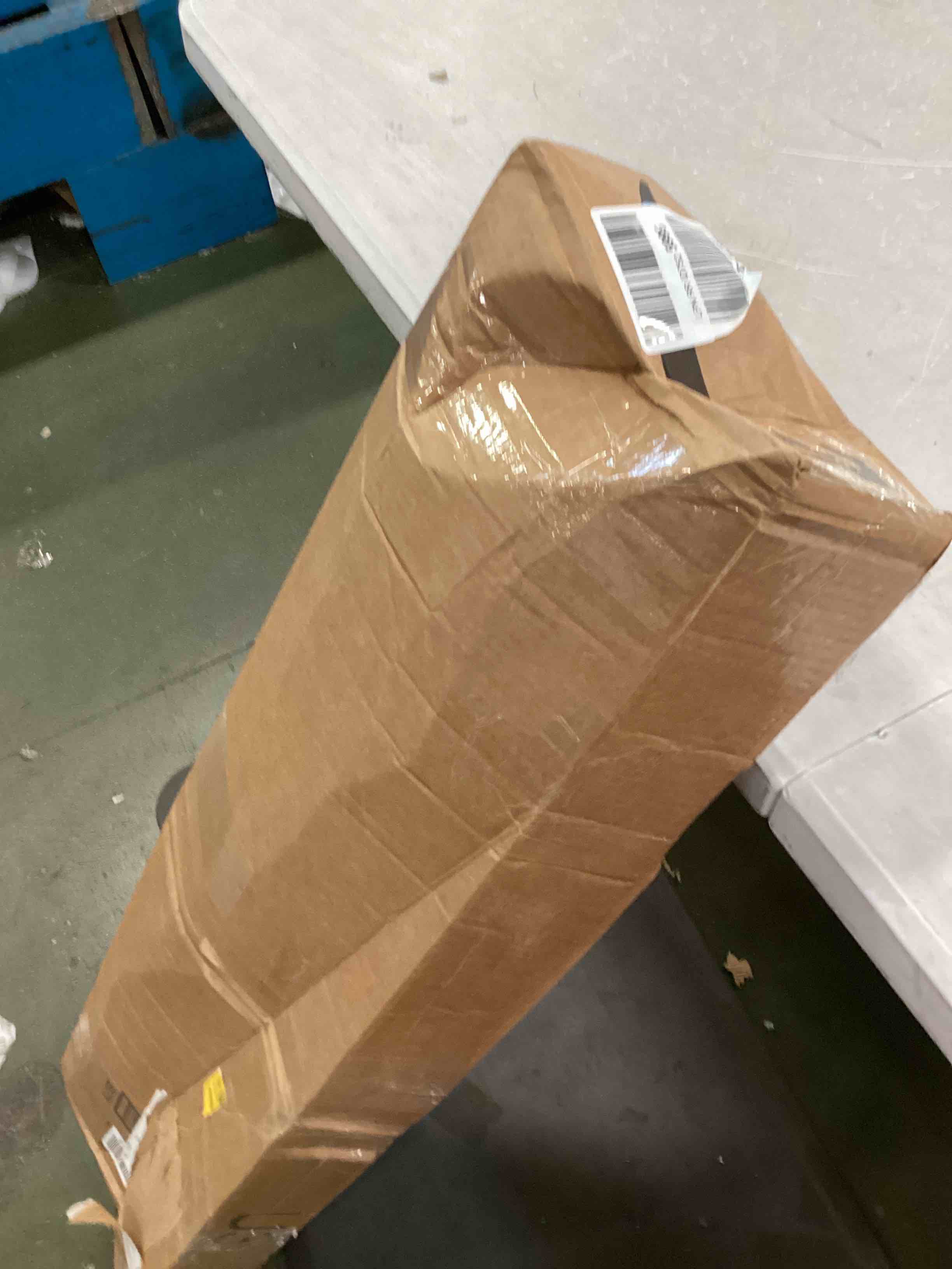 https://s3.amazonaws.com/lotting-images-prod/bidfta/GRN6163889_1714651080019.jpeg