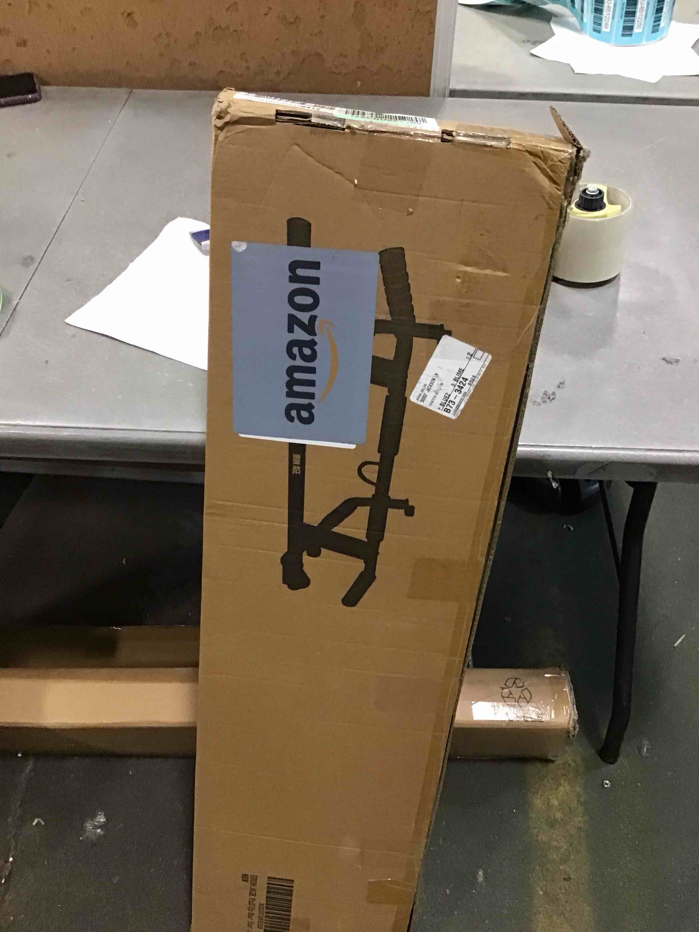 https://s3.amazonaws.com/lotting-images-prod/bidfta/GRN6165359_1719014867014.jpeg