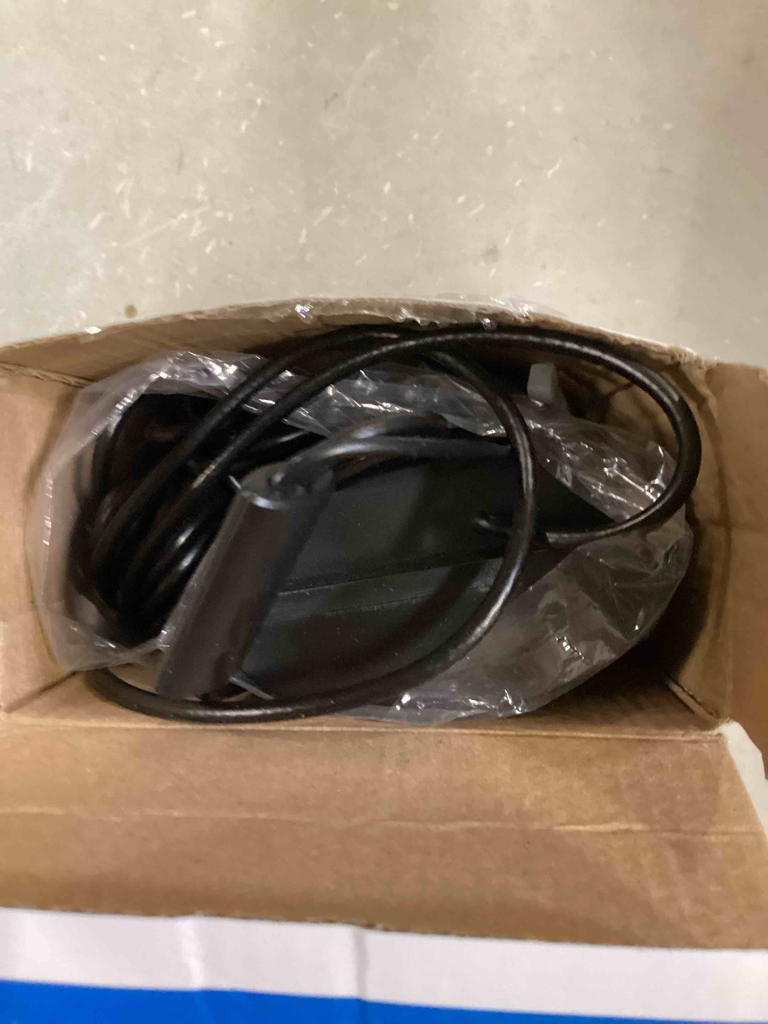 https://s3.amazonaws.com/lotting-images-prod/bidfta/GRN6166020_1718903363381.jpeg
