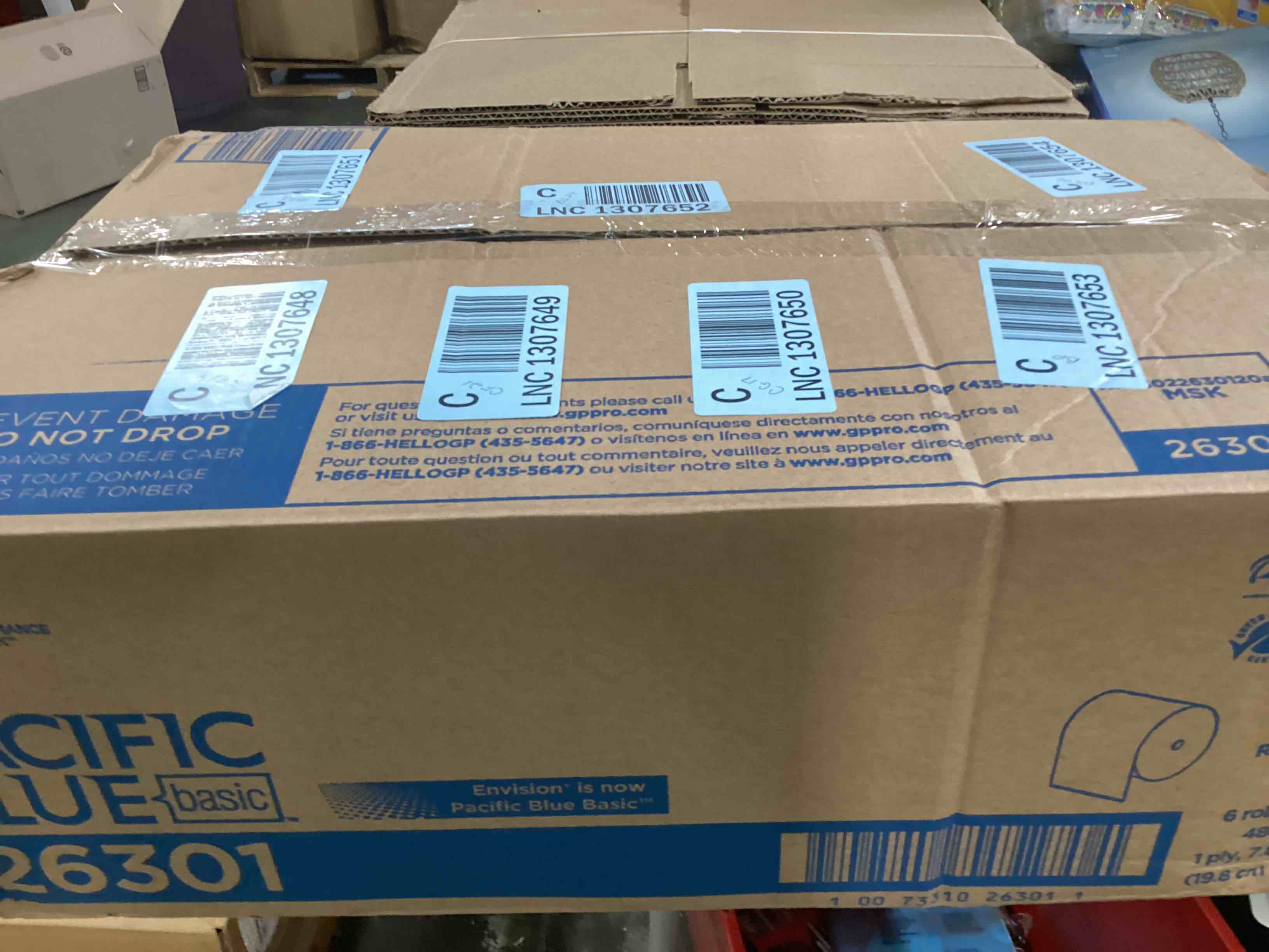 https://s3.amazonaws.com/lotting-images-prod/bidfta/GRN6166209_1718982634992.jpeg