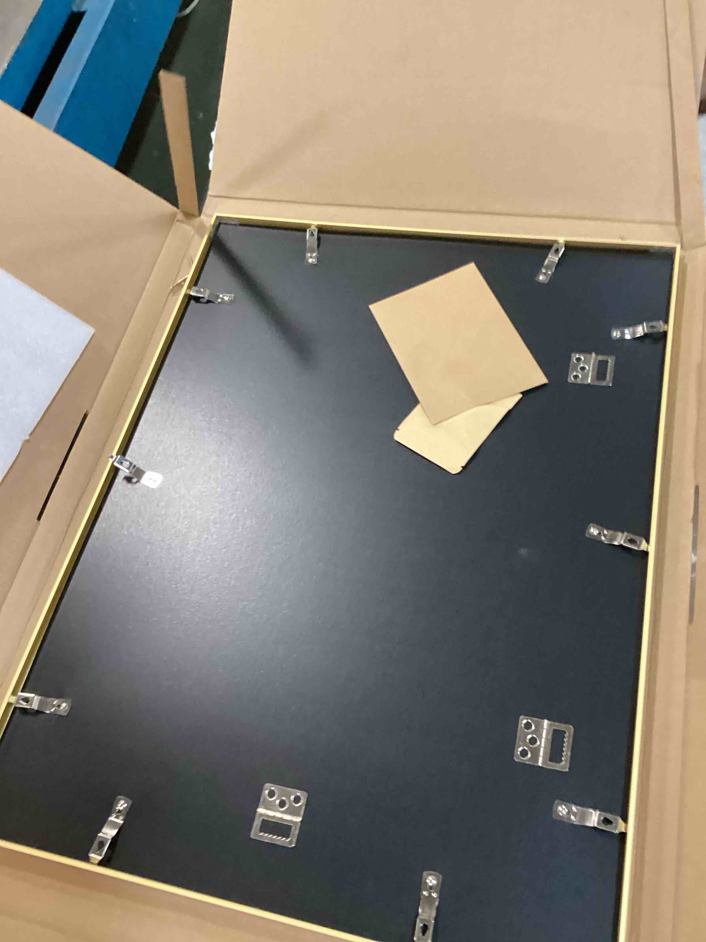 https://s3.amazonaws.com/lotting-images-prod/bidfta/GRN6166438_1719242634070.jpeg