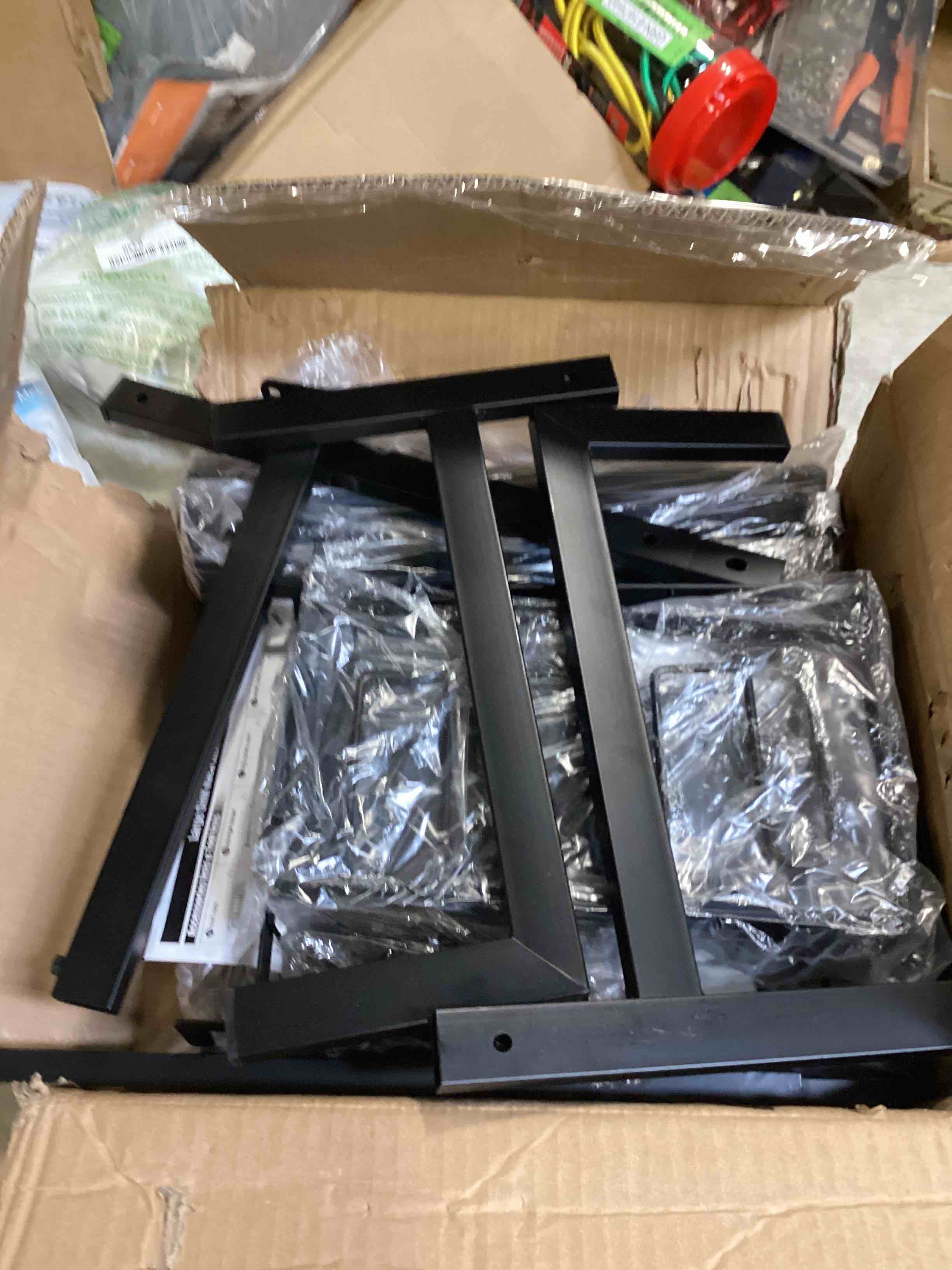 https://s3.amazonaws.com/lotting-images-prod/bidfta/GRN6167654_1718732061499.jpeg