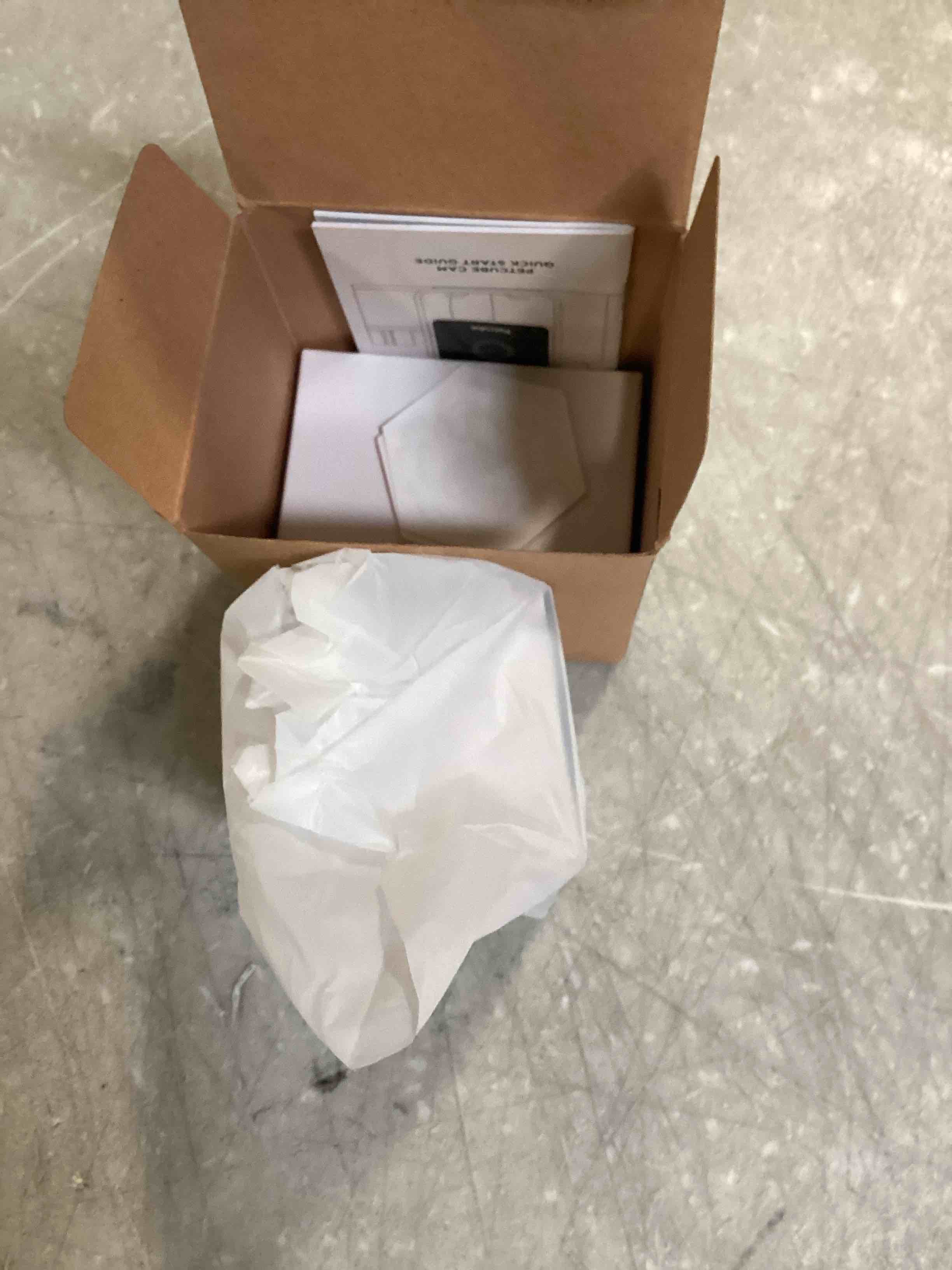 https://s3.amazonaws.com/lotting-images-prod/bidfta/GRN6167992_1718887428944.jpeg