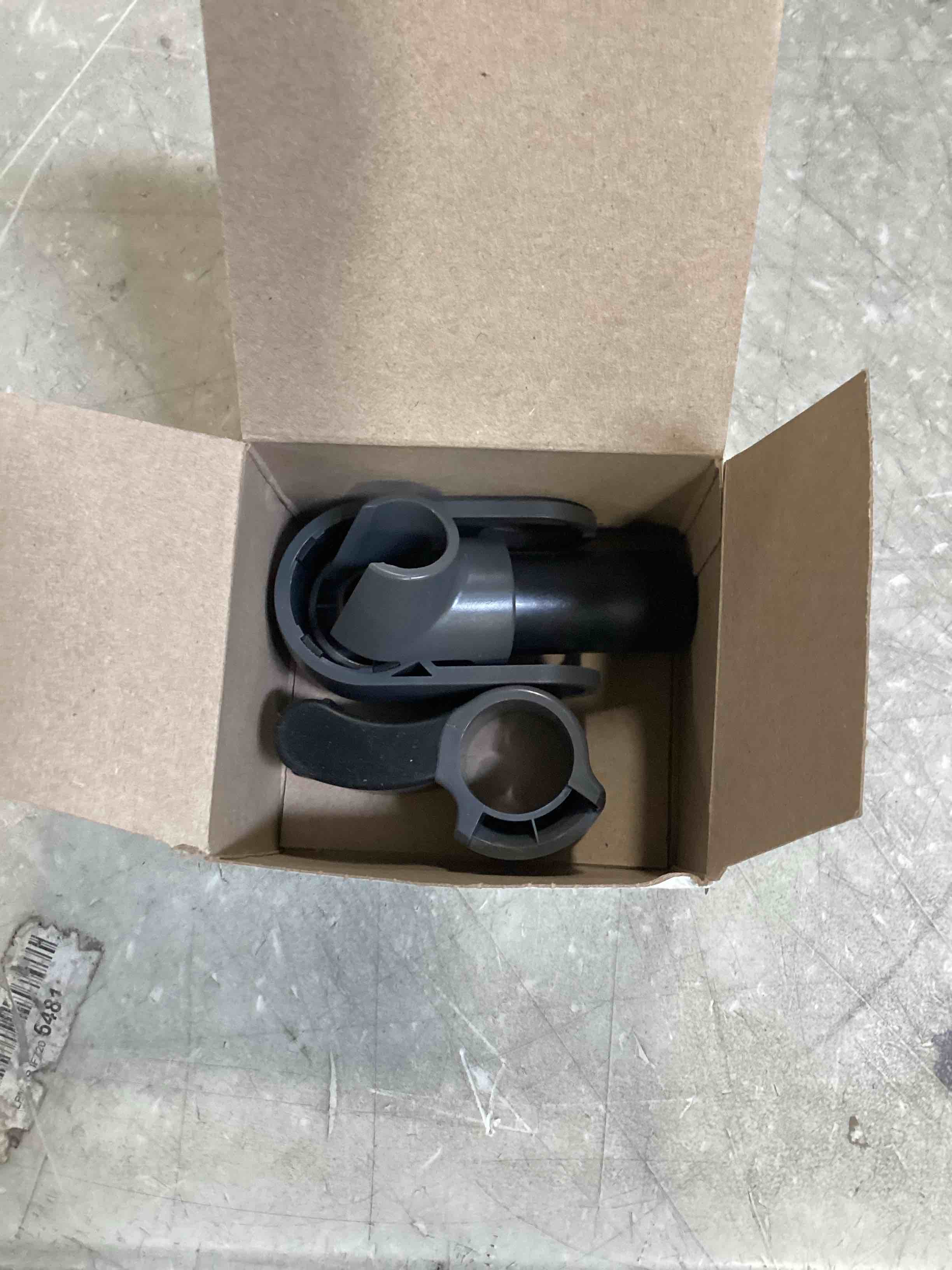 https://s3.amazonaws.com/lotting-images-prod/bidfta/GRN6168098_1718901893797.jpeg