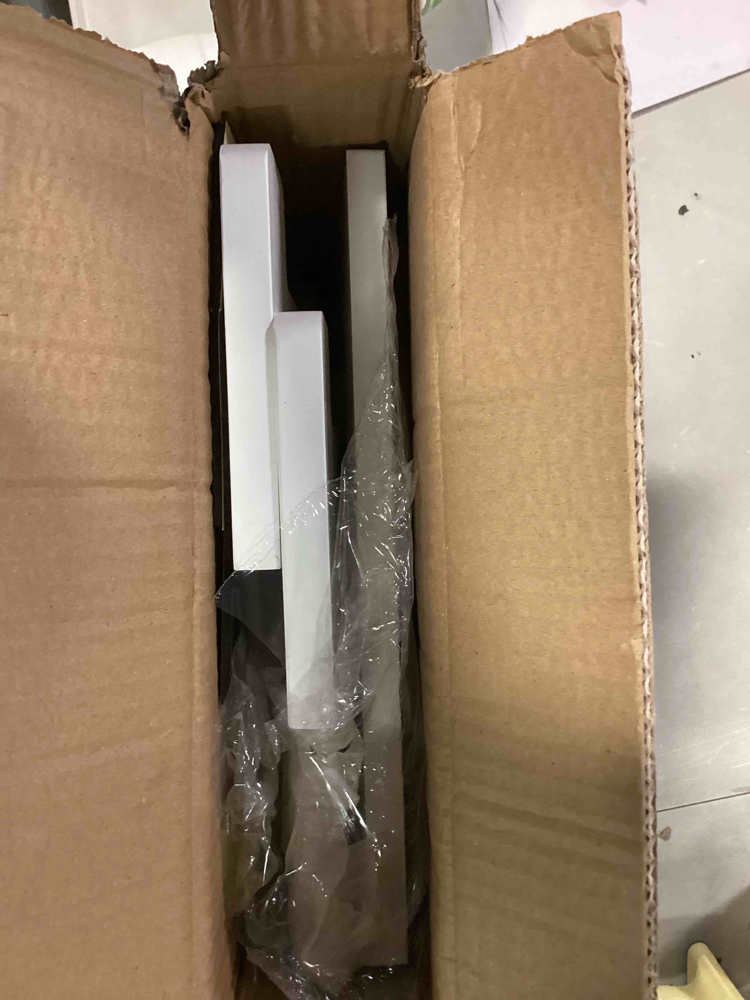 https://s3.amazonaws.com/lotting-images-prod/bidfta/GRN6169188_1718537362520.jpeg