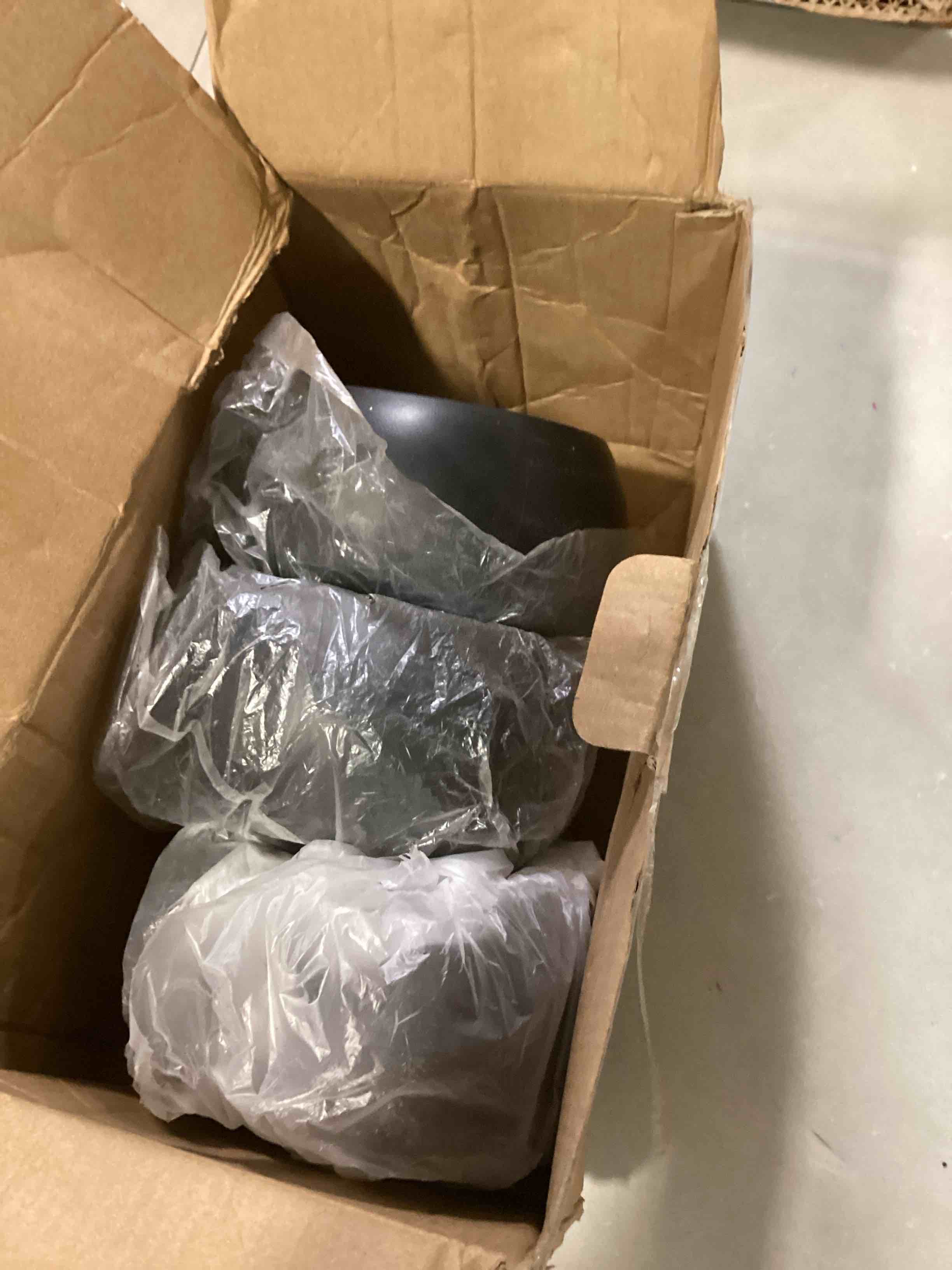 https://s3.amazonaws.com/lotting-images-prod/bidfta/GRN6169223_1718540484534.jpeg