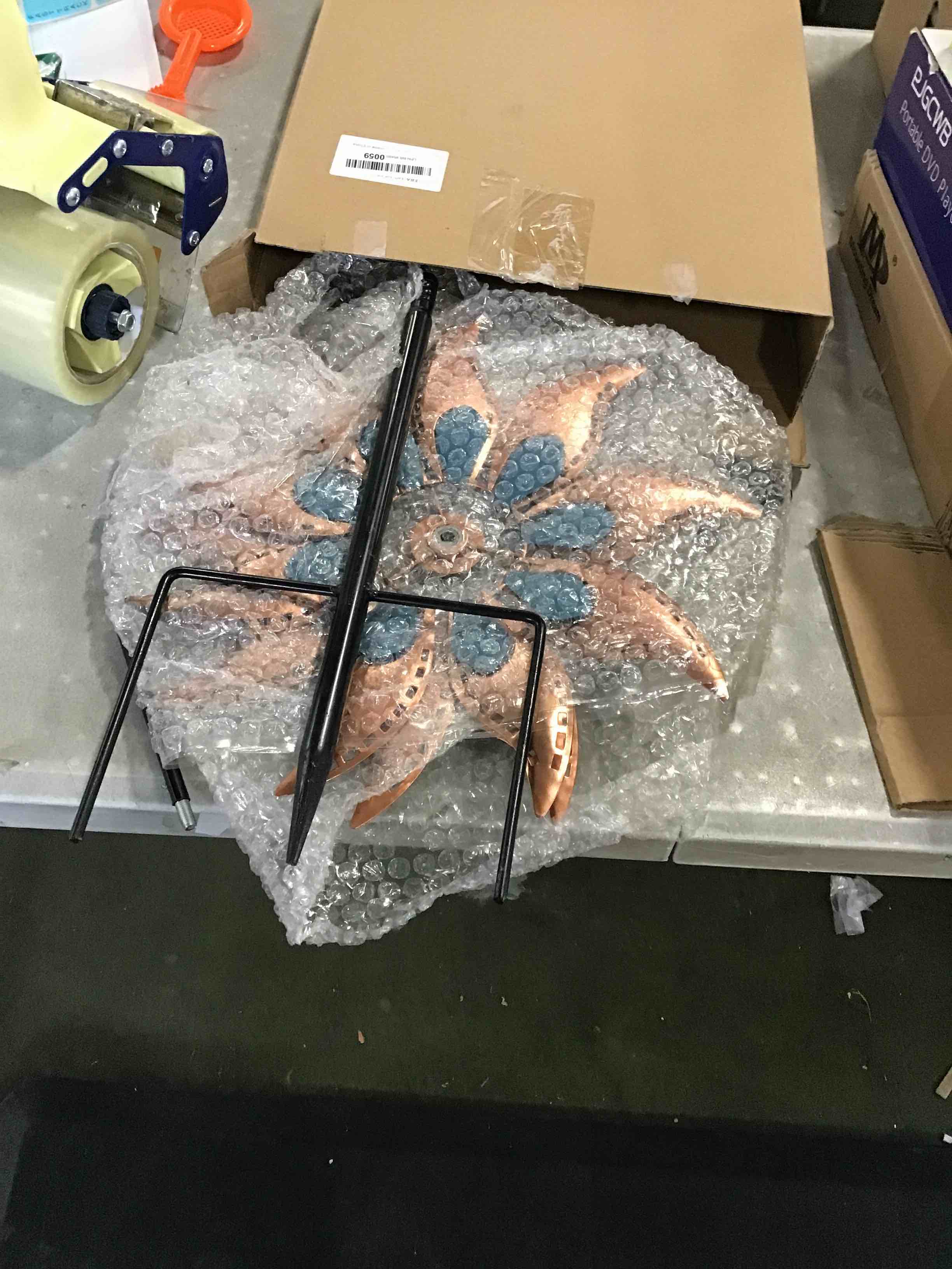 https://s3.amazonaws.com/lotting-images-prod/bidfta/GRN6170864_1718910128449.jpeg