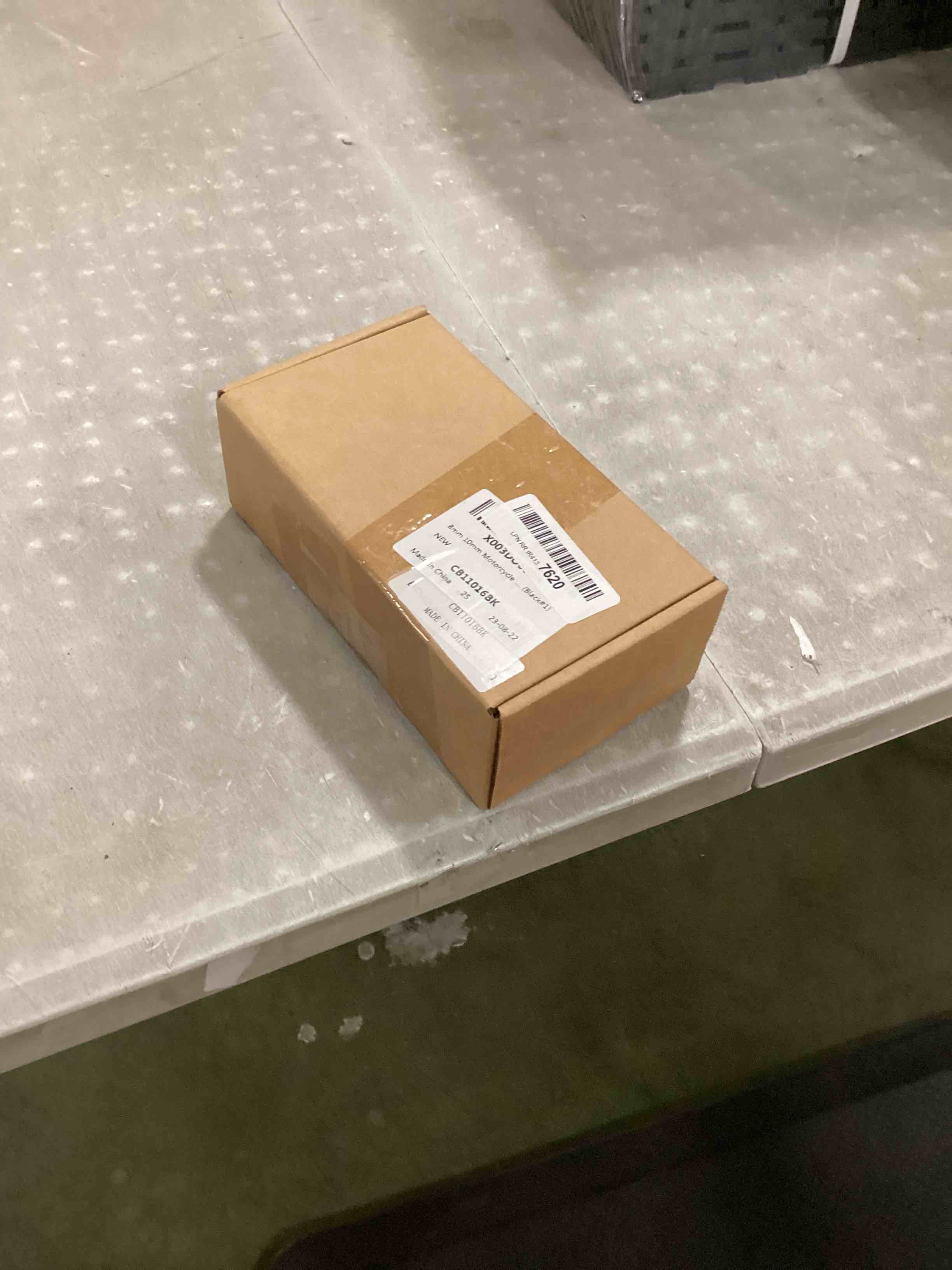 https://s3.amazonaws.com/lotting-images-prod/bidfta/GRN6170938_1718968402038.jpeg