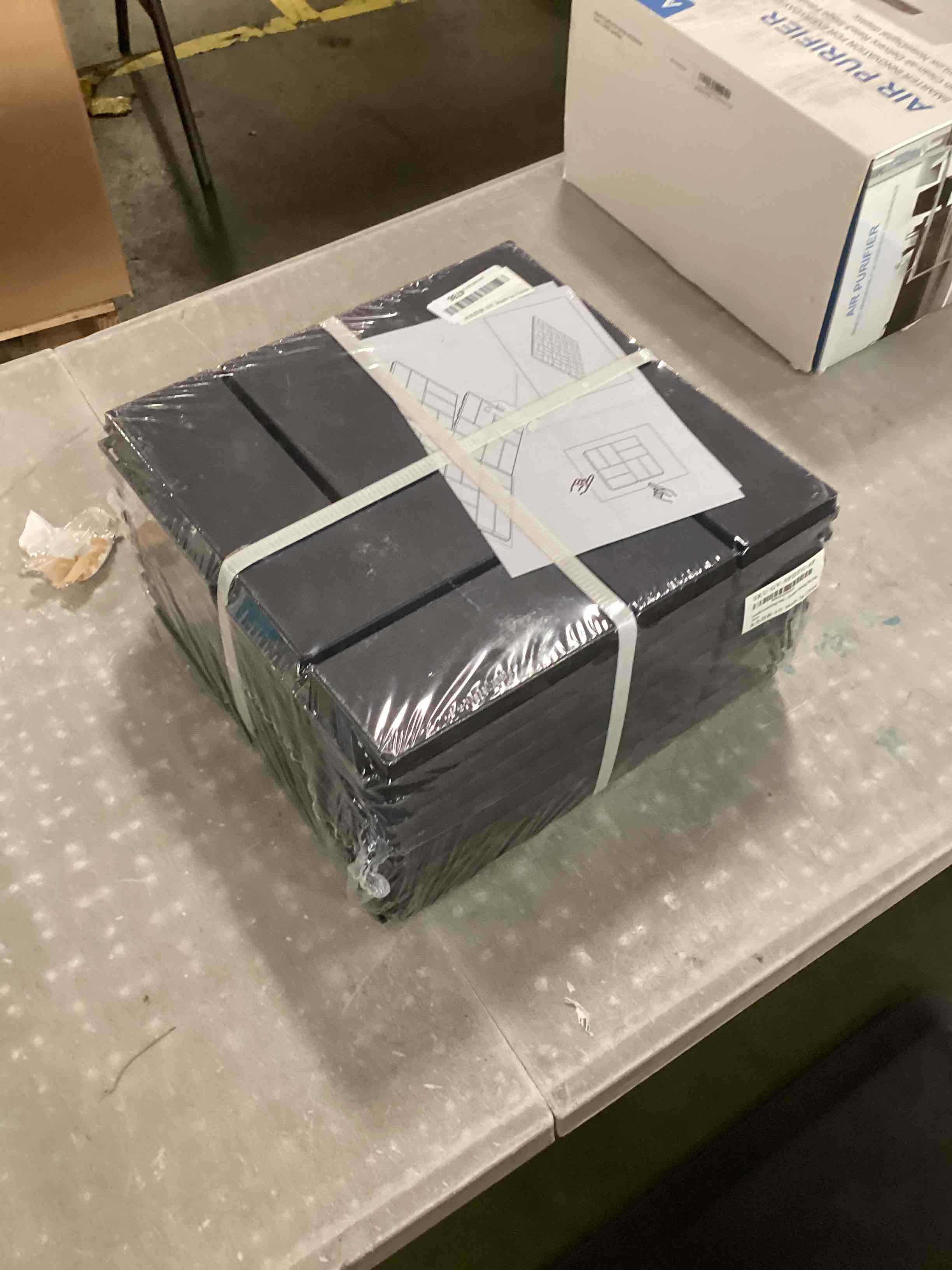 https://s3.amazonaws.com/lotting-images-prod/bidfta/GRN6170957_1718969614900.jpeg