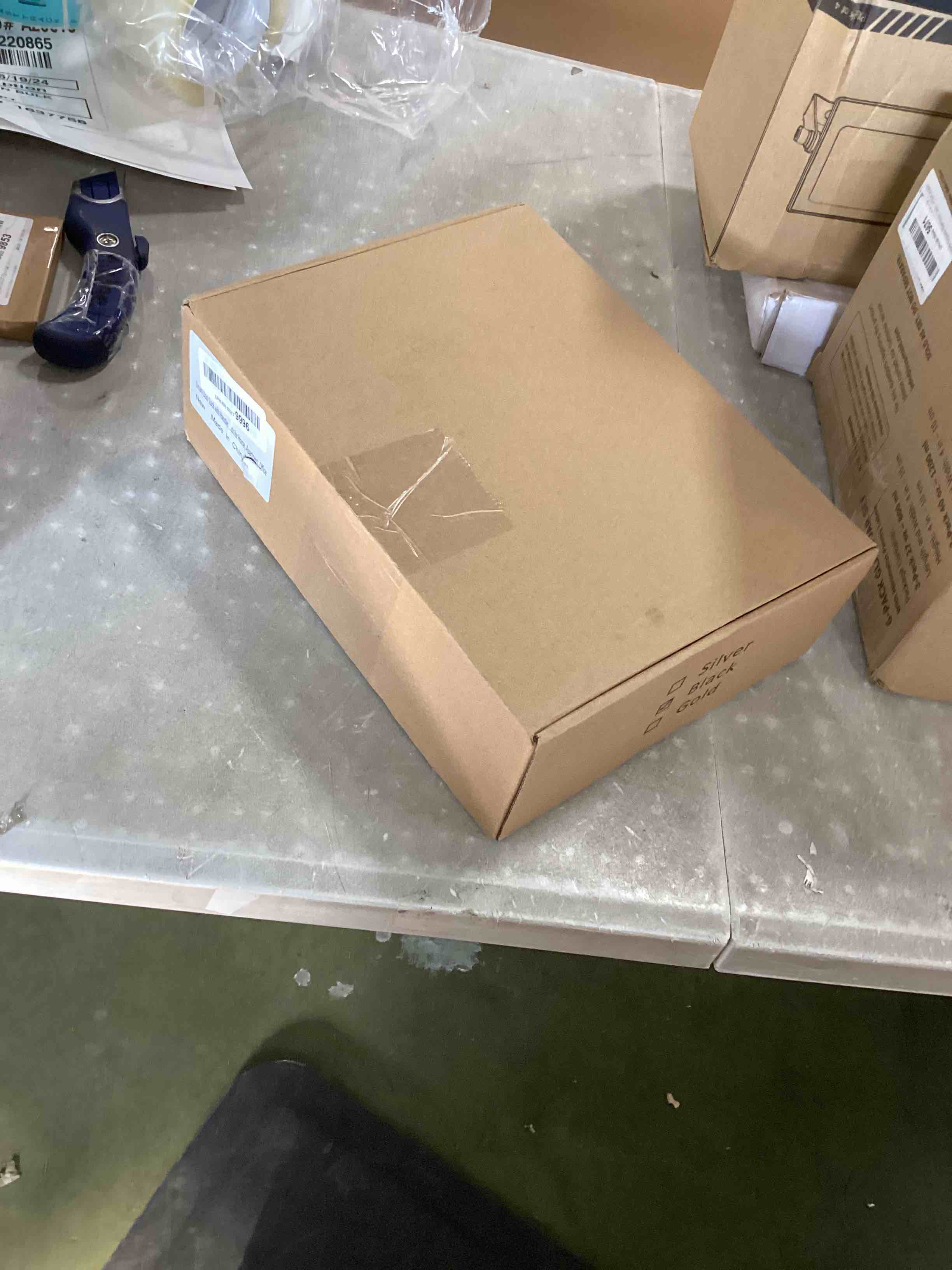 https://s3.amazonaws.com/lotting-images-prod/bidfta/GRN6170987_1718972181820.jpeg