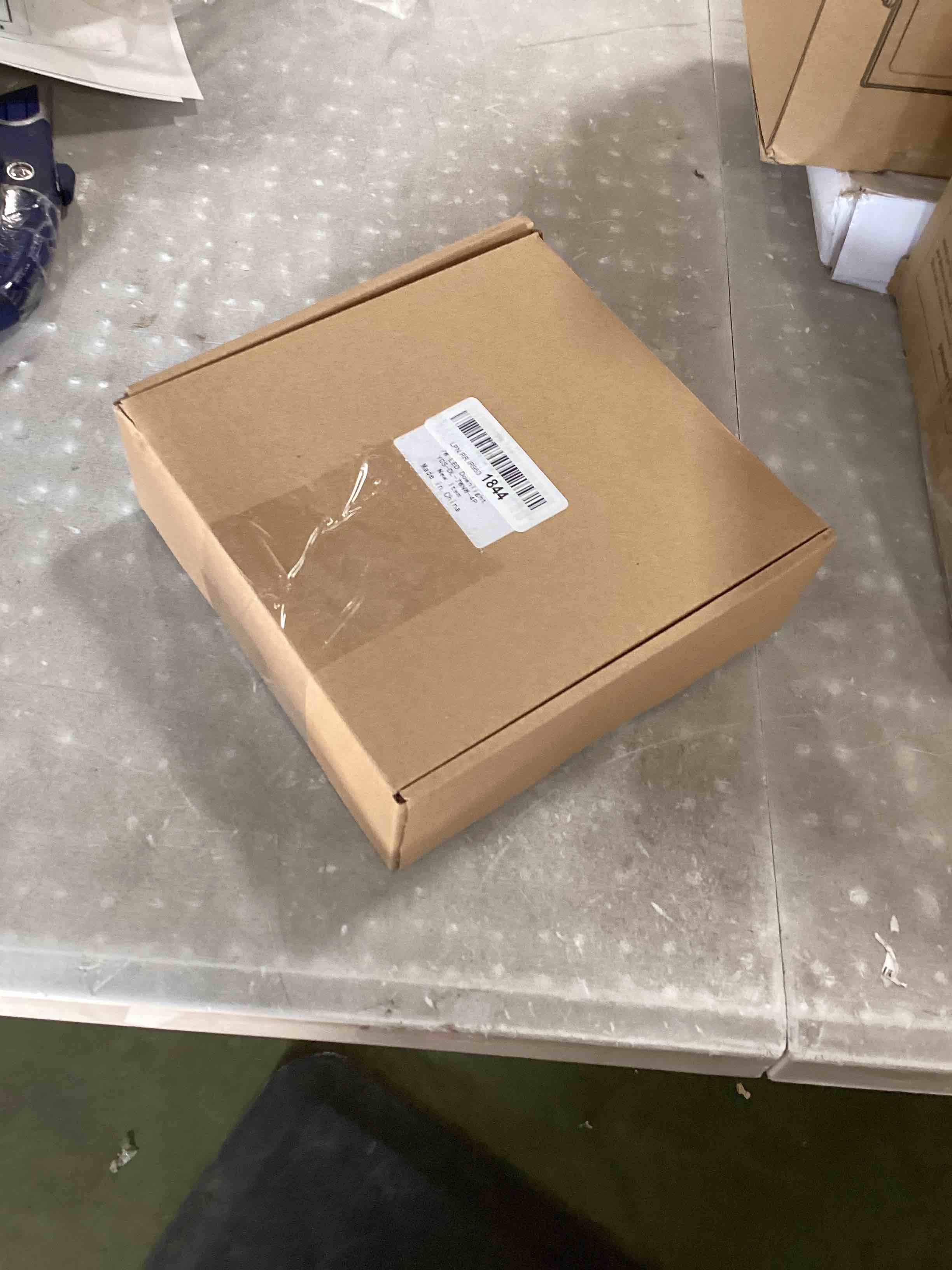 https://s3.amazonaws.com/lotting-images-prod/bidfta/GRN6170988_1718972228726.jpeg