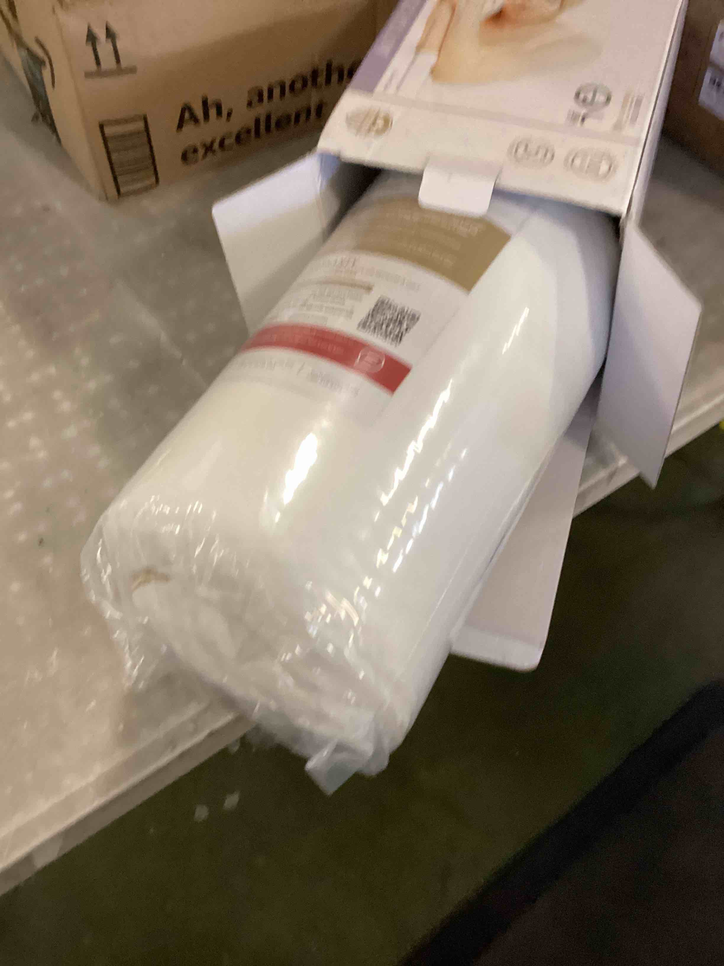 https://s3.amazonaws.com/lotting-images-prod/bidfta/GRN6171164_1718994795665.jpeg