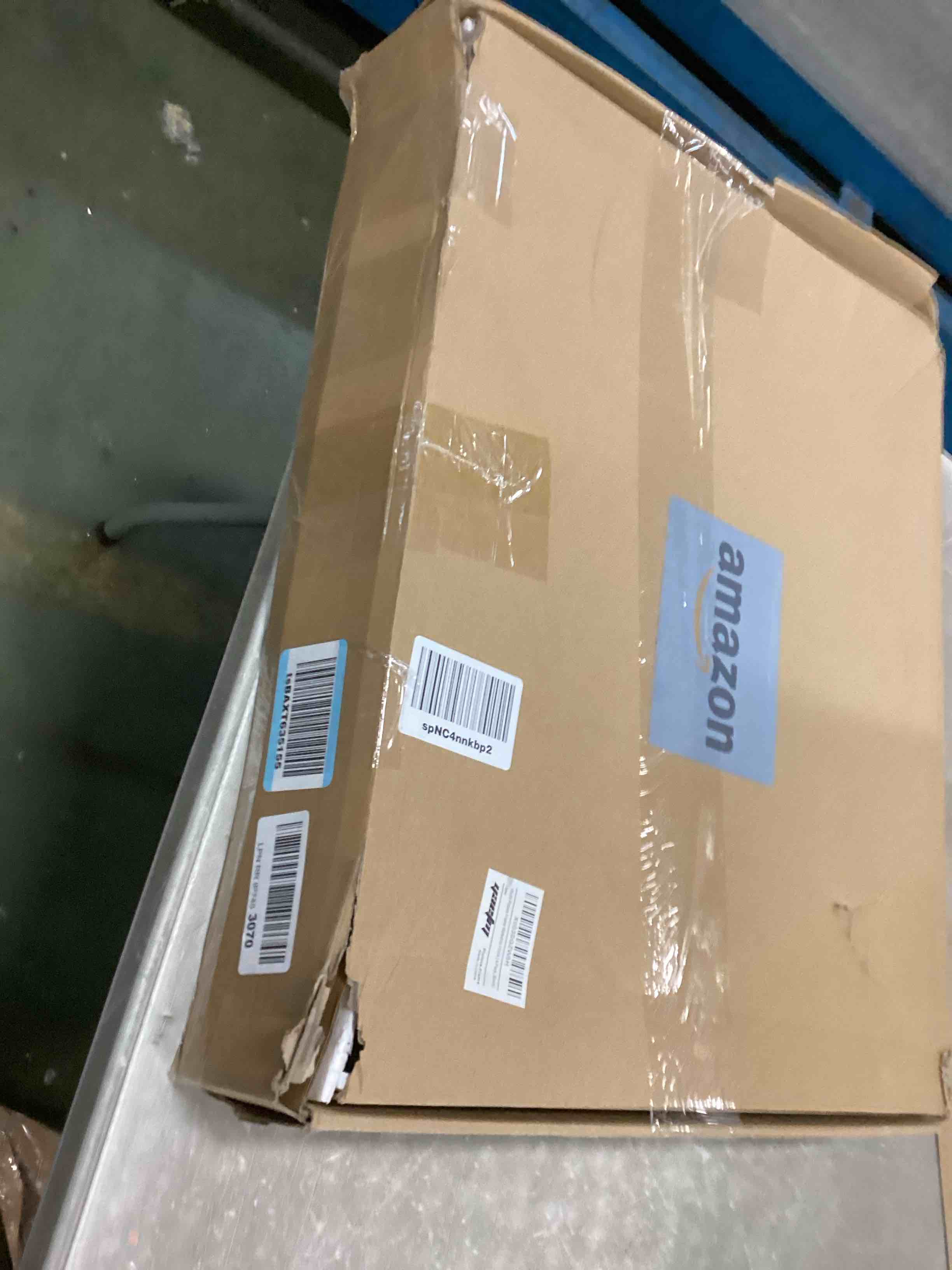 https://s3.amazonaws.com/lotting-images-prod/bidfta/GRN6172674_1719425809139.jpeg