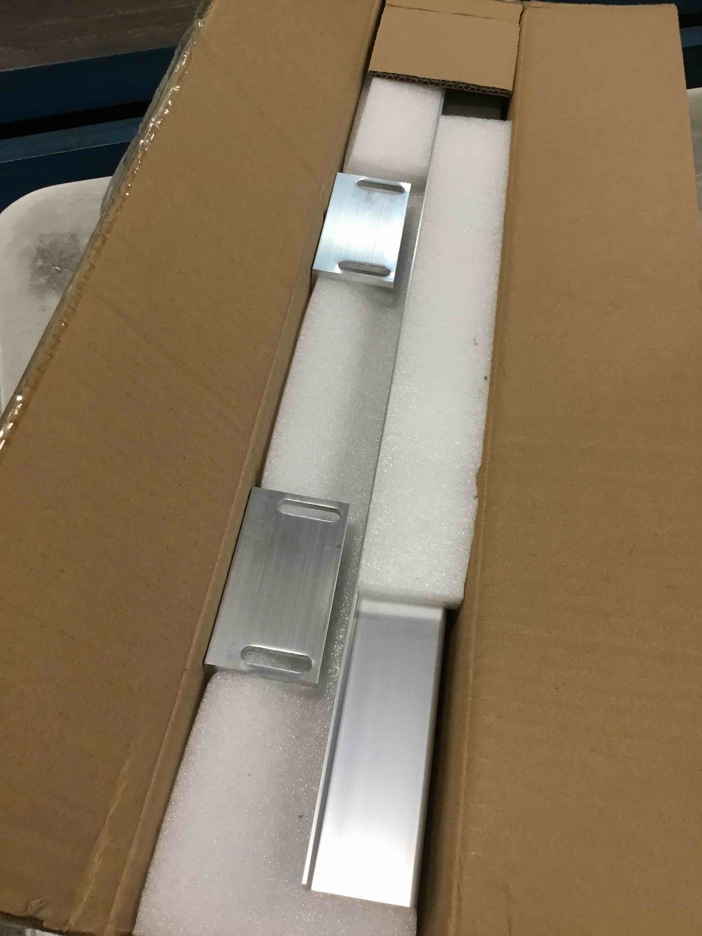 https://s3.amazonaws.com/lotting-images-prod/bidfta/GRN6172723_1719432038736.jpeg