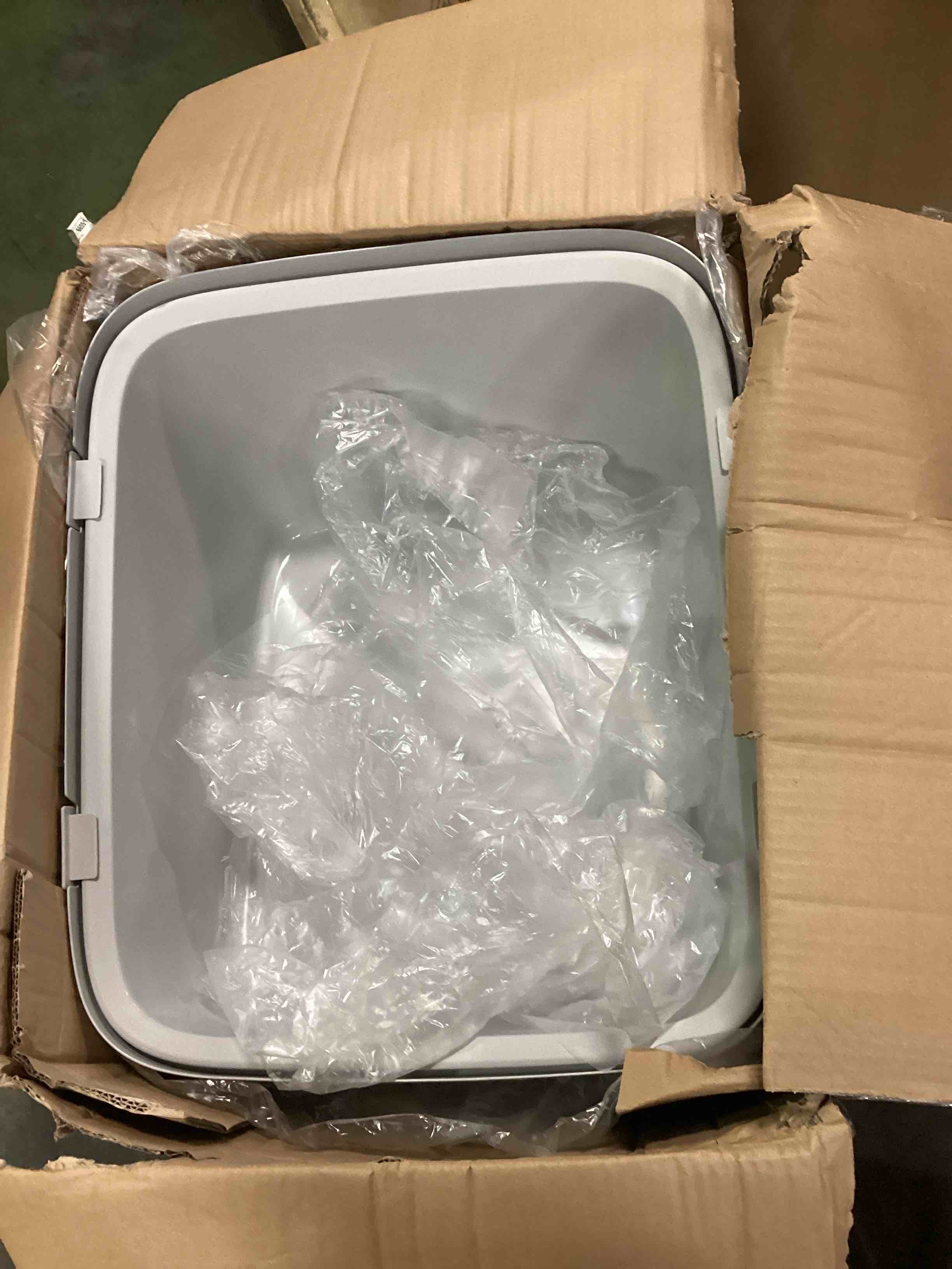 https://s3.amazonaws.com/lotting-images-prod/bidfta/GRN6172968_1718799436614.jpeg