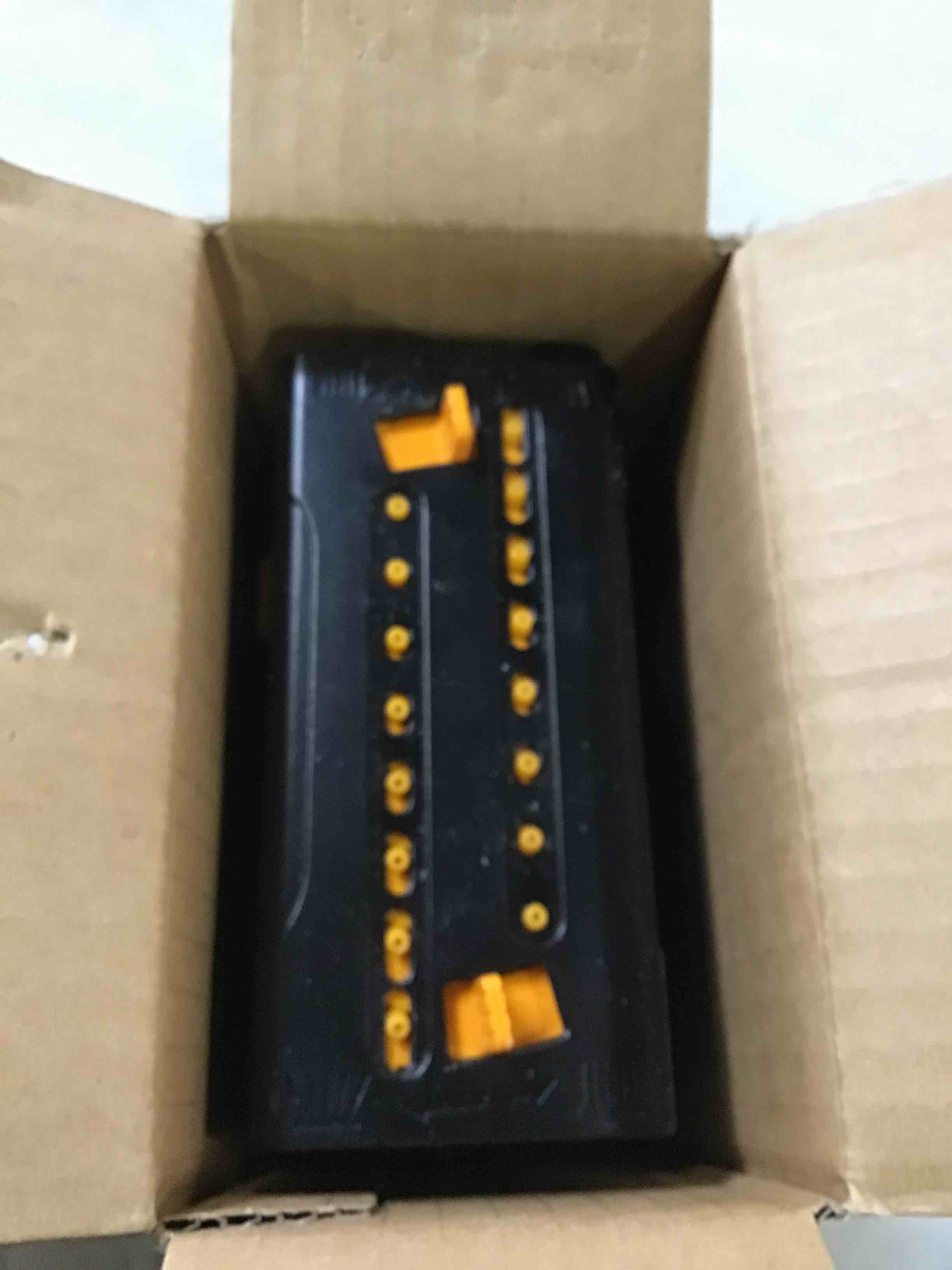https://s3.amazonaws.com/lotting-images-prod/bidfta/GRN6175095_1718817010911.jpeg