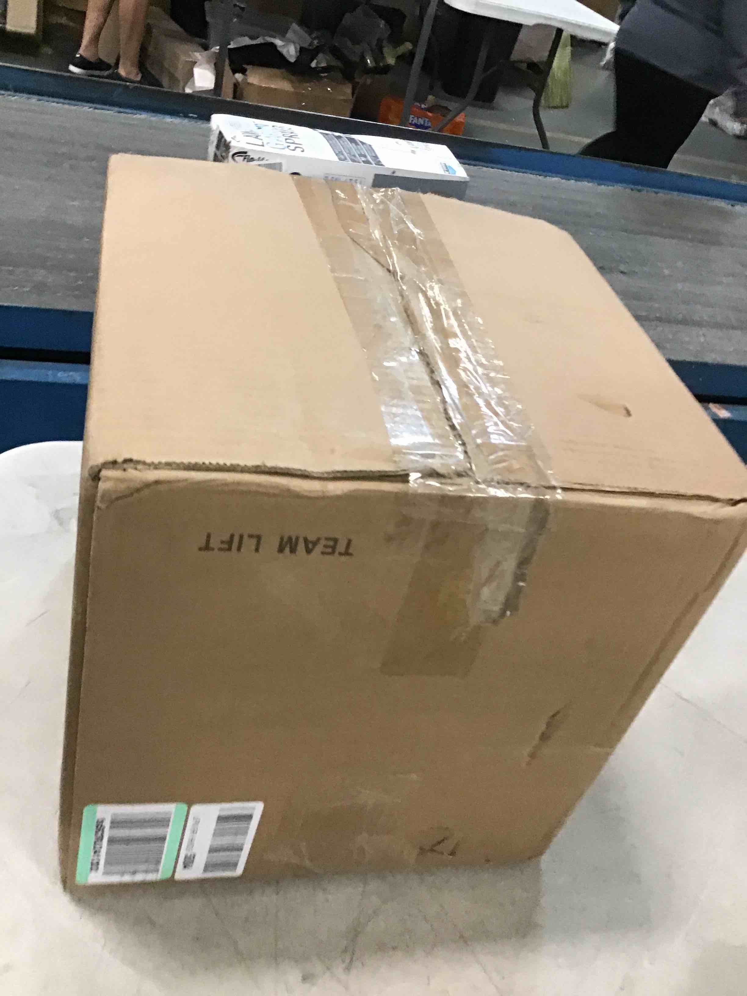 https://s3.amazonaws.com/lotting-images-prod/bidfta/GRN6200282_1713179665270.jpeg