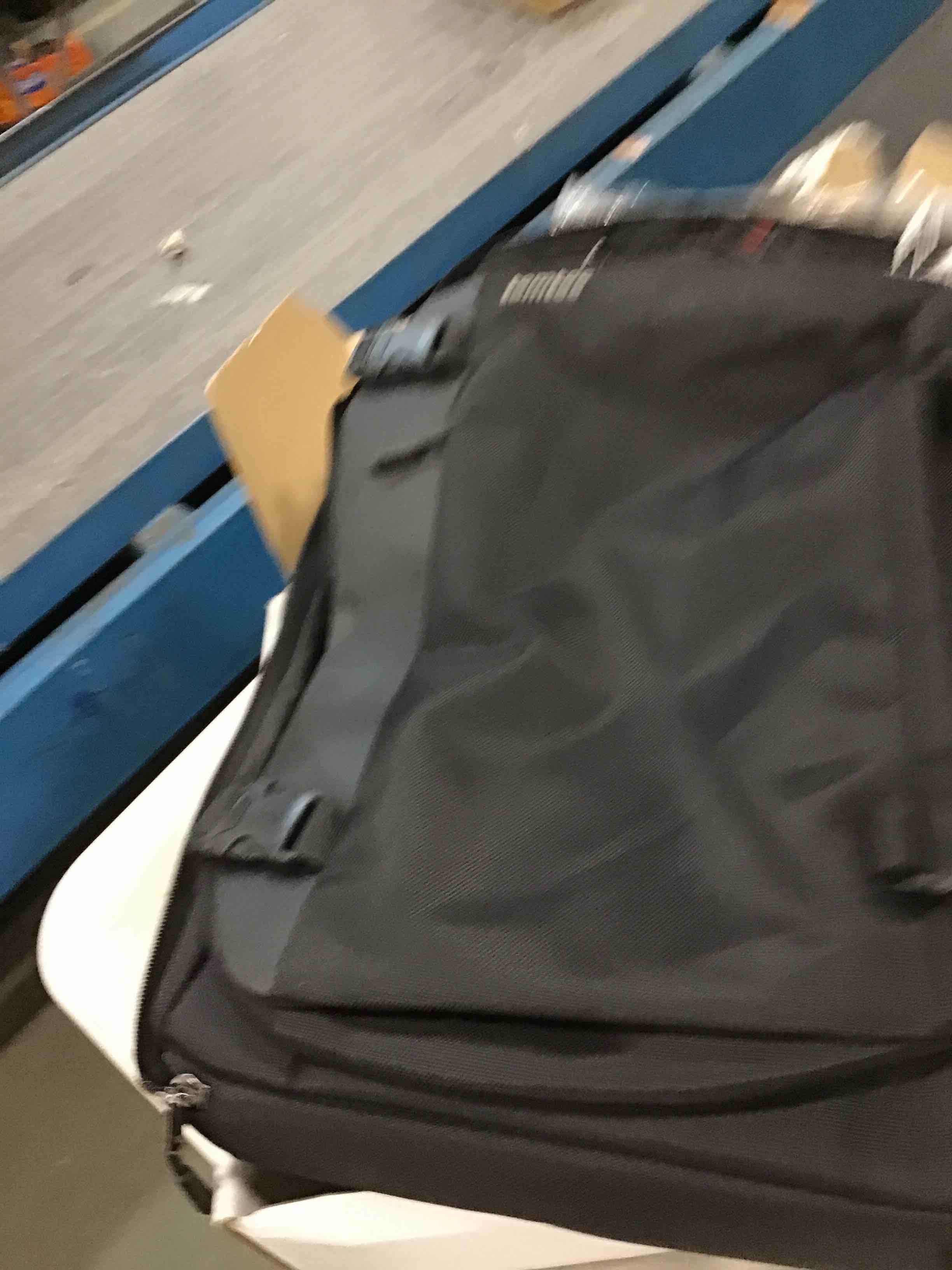 https://s3.amazonaws.com/lotting-images-prod/bidfta/GRN6200289_1713180417128.jpeg
