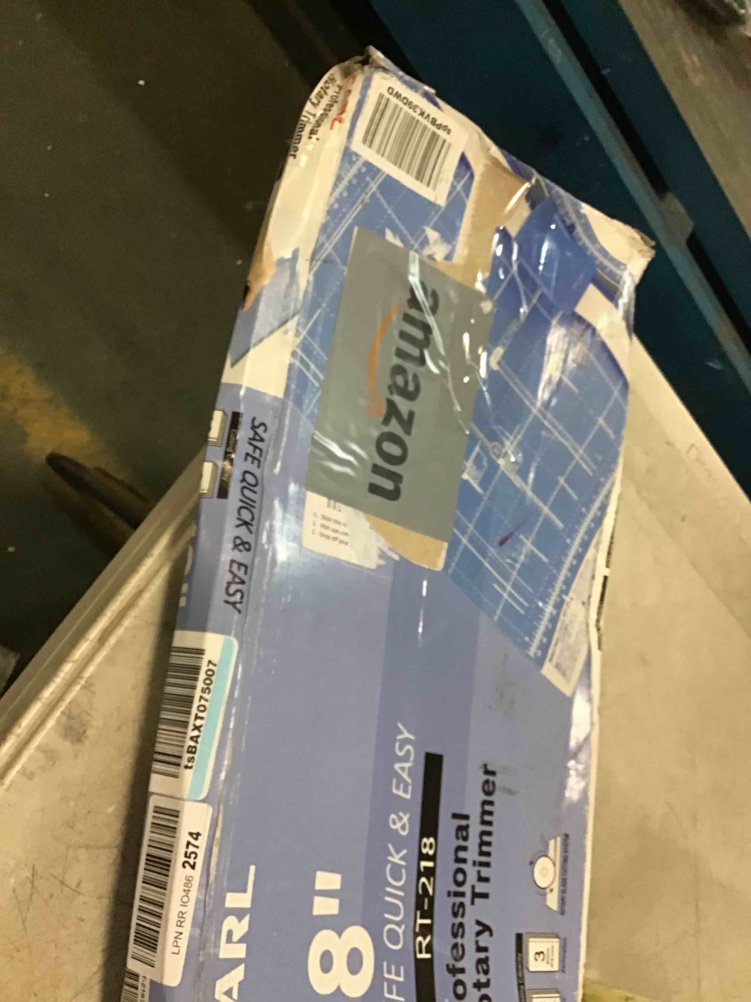 https://s3.amazonaws.com/lotting-images-prod/bidfta/GRN6200437_1713190802239.jpeg