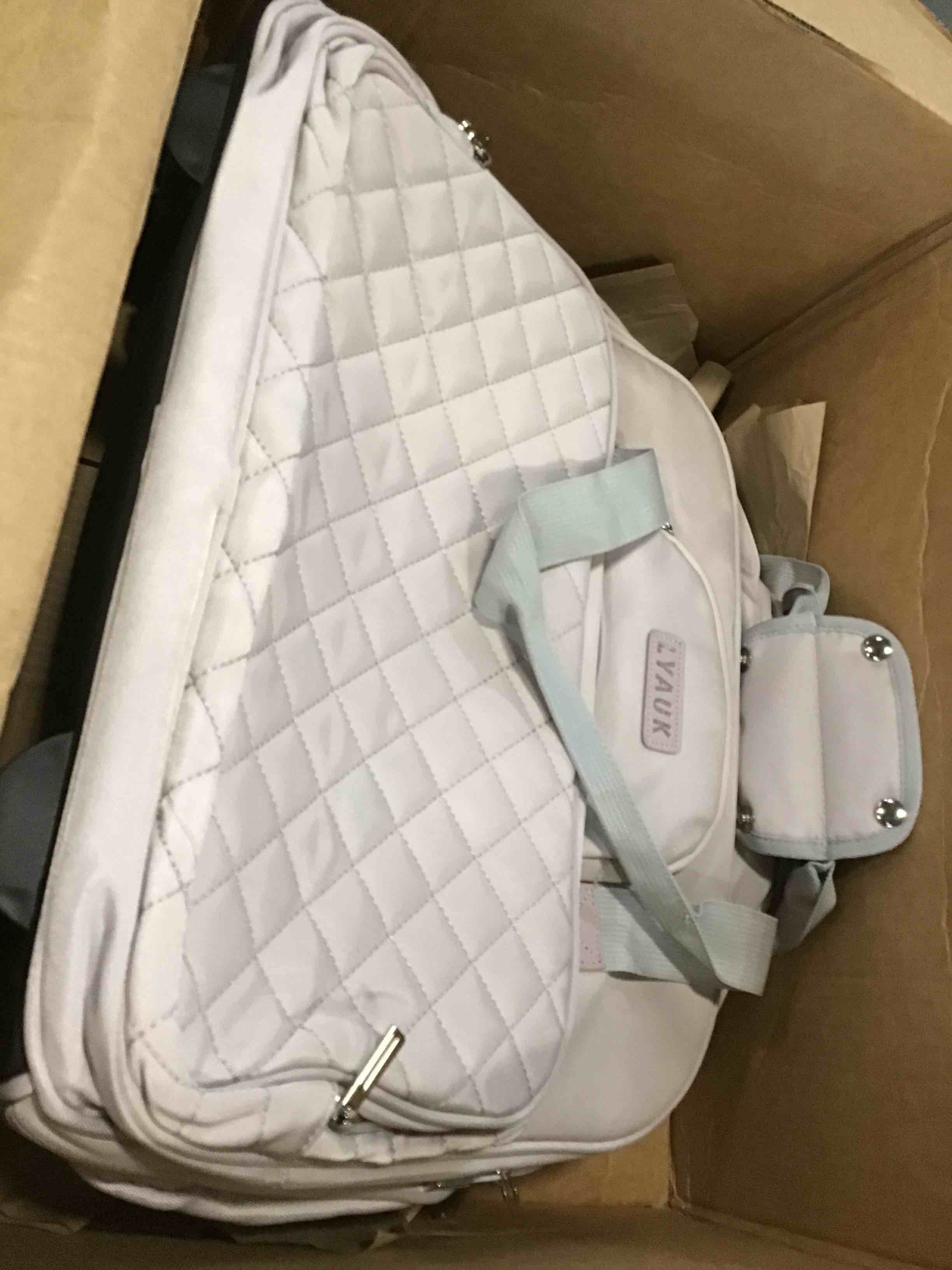 https://s3.amazonaws.com/lotting-images-prod/bidfta/GRN6200505_1713195539019.jpeg